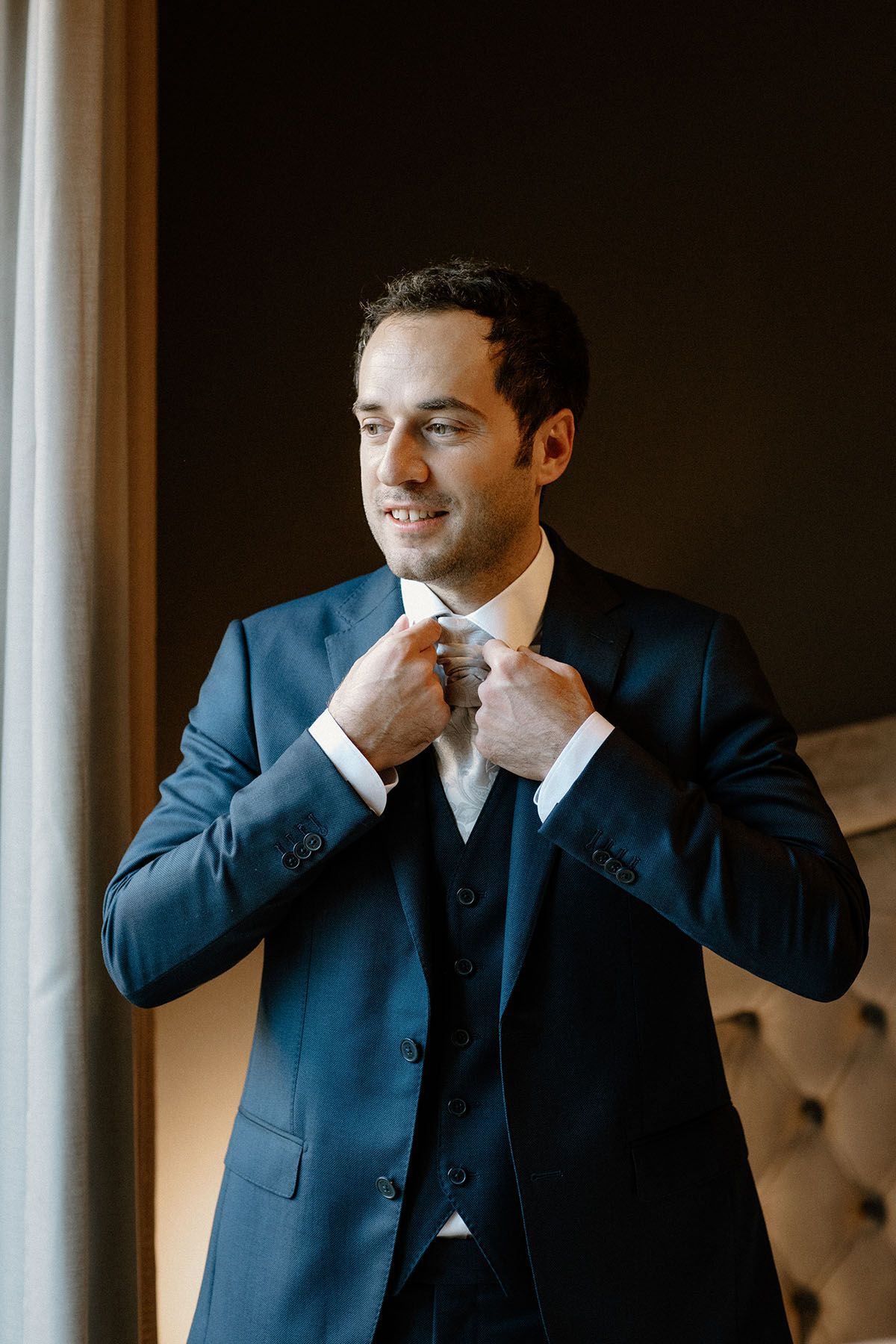 Preparazione dello sposo prima del matrimonio