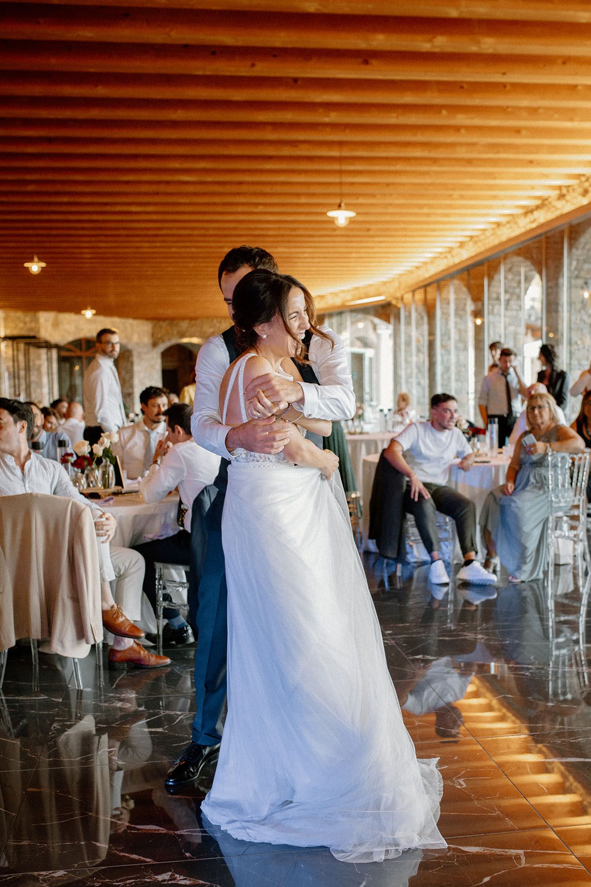 Festa di matrimonio a Le Cantorie tra amici e familiari