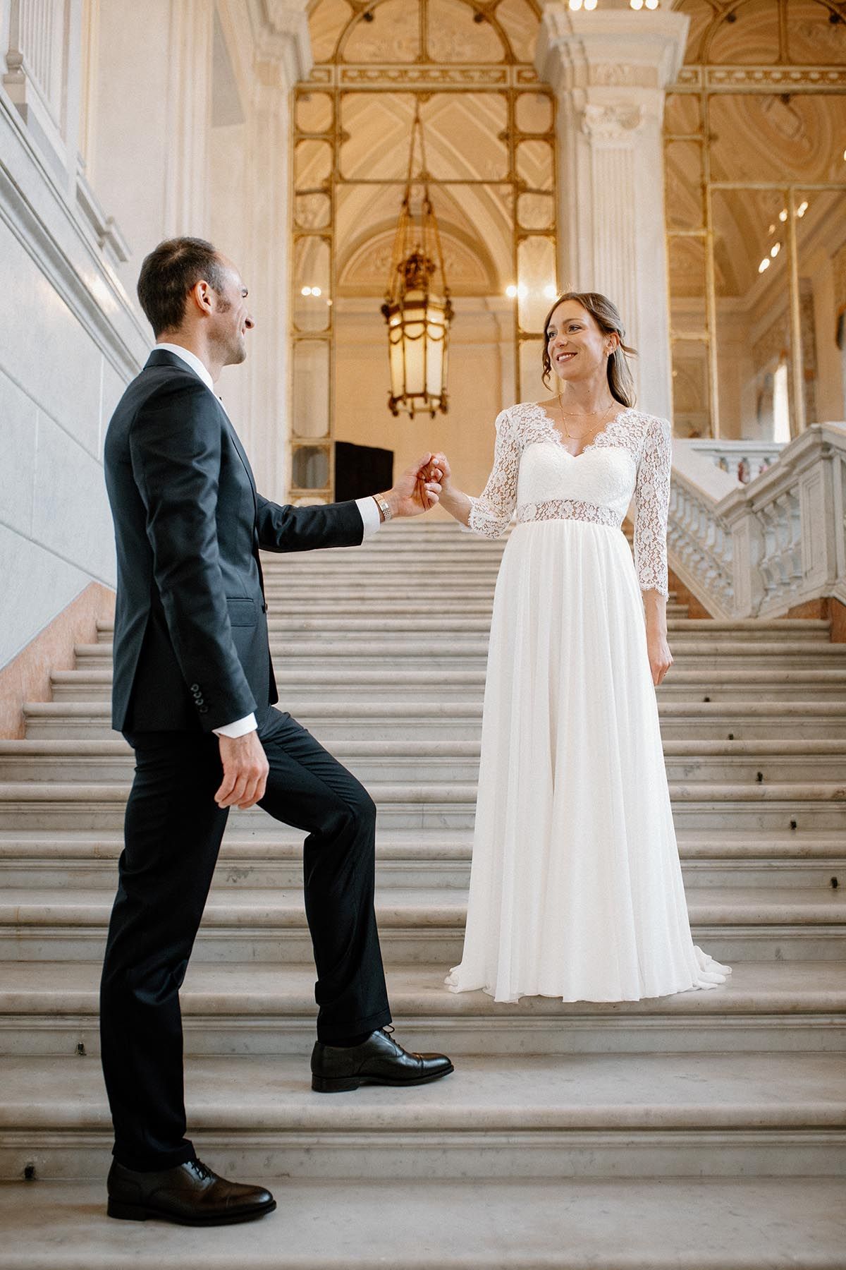 Shooting fotografico degli sposi in stile editoriale in Villa Reale di Monza