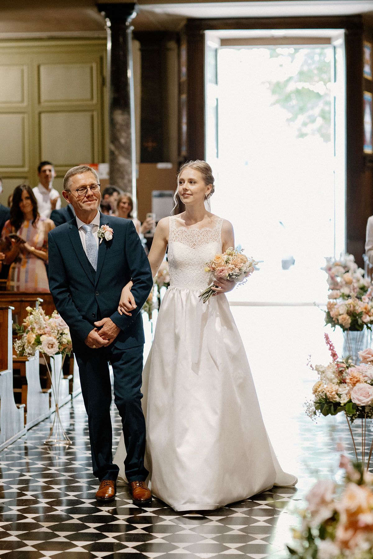 Cerimonia di matrimonio a Villa Malliana, coppia franco-italiana