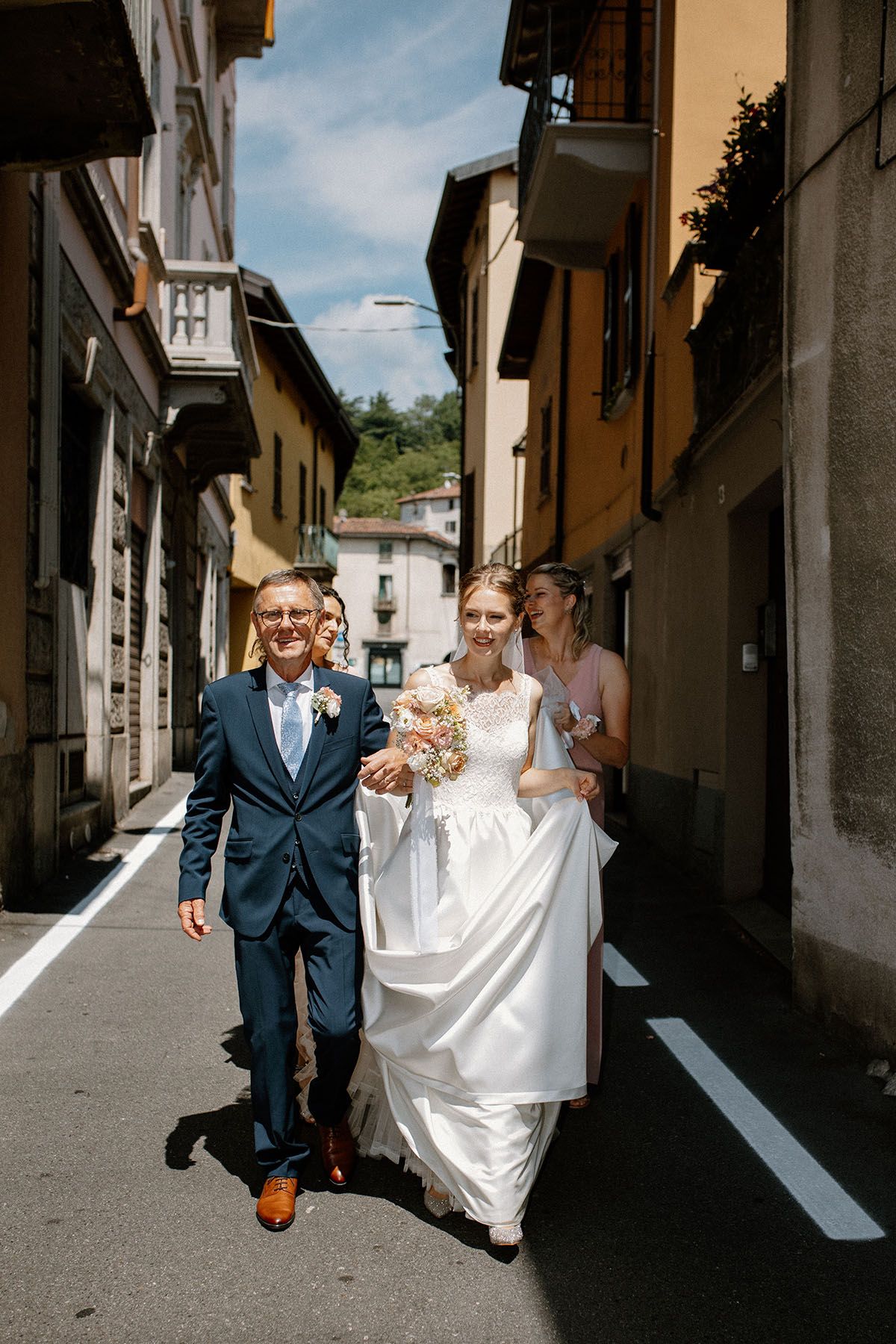 Cerimonia di matrimonio a Villa Malliana, coppia franco-italiana