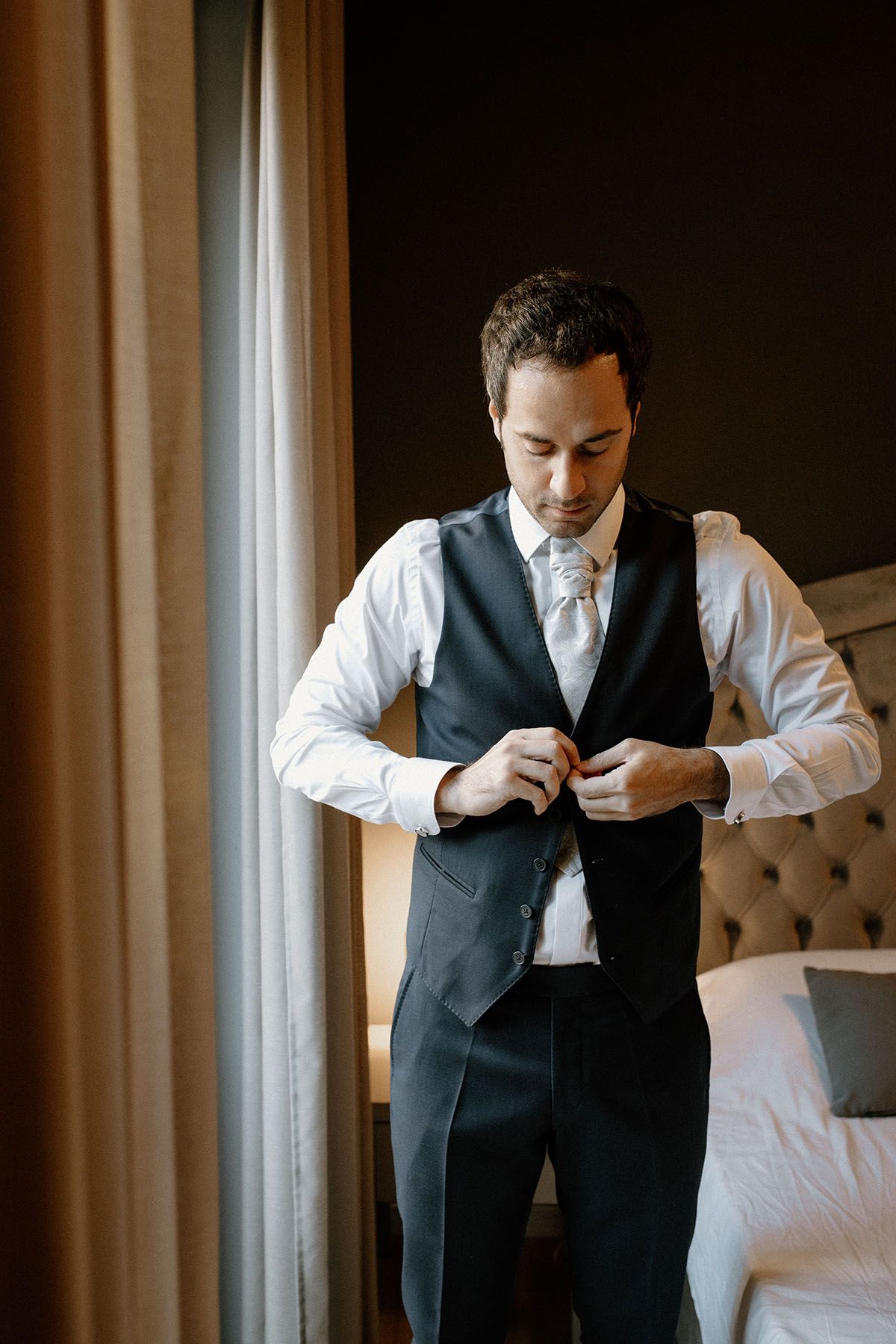 Preparazione dello sposo prima del matrimonio