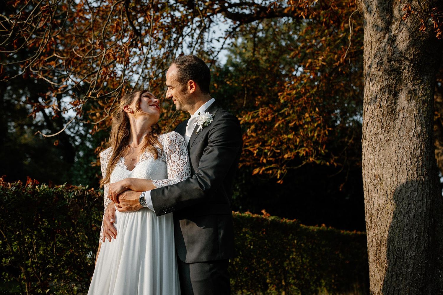 Foto autunnali degli sposi in location a Monza