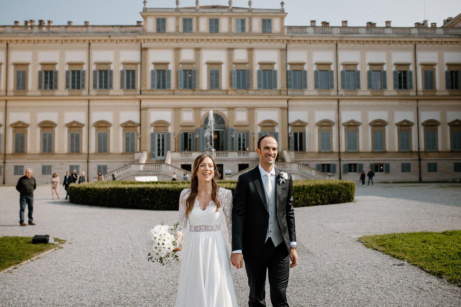 Foto degli sposi in Villa Reale di Monza