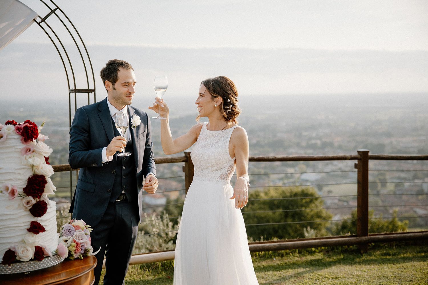 Festa di matrimonio a Le Cantorie tra amici e familiari