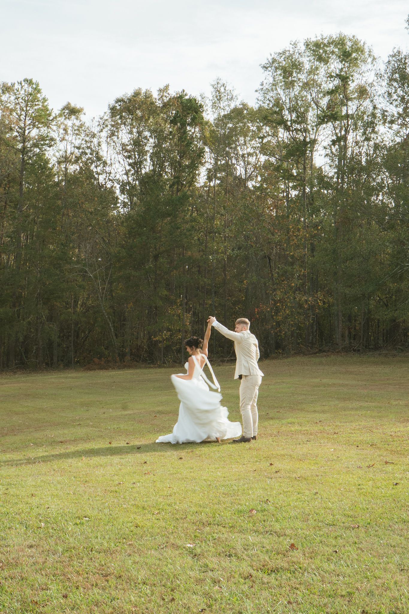 Intertwined Acres venue South Carolina wedding. Cinematic story telling photography for weddings and couples. www.thelordsfruit.com