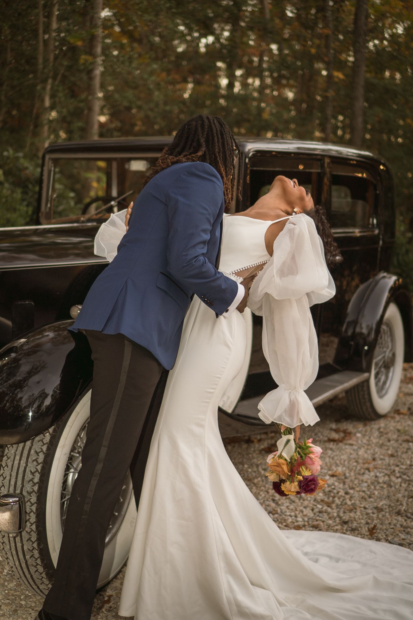 The Hidden Oaks venue Virginia wedding. Cinematic story telling photography for weddings and couples. www.thelordsfruit.com