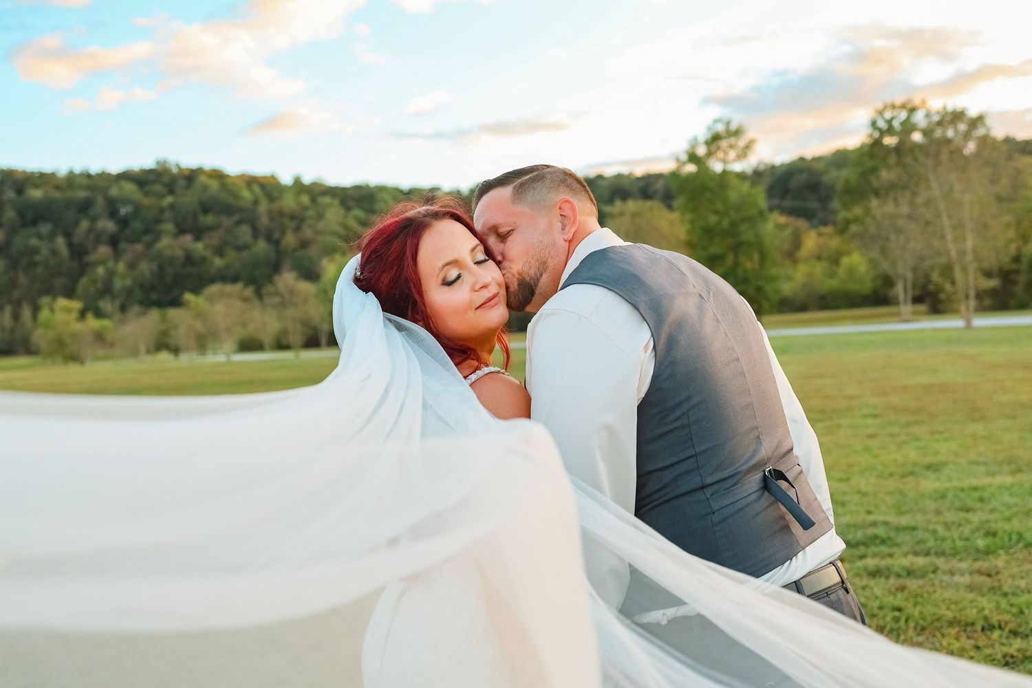 Tennessee wedding photography Cumberland River Farms