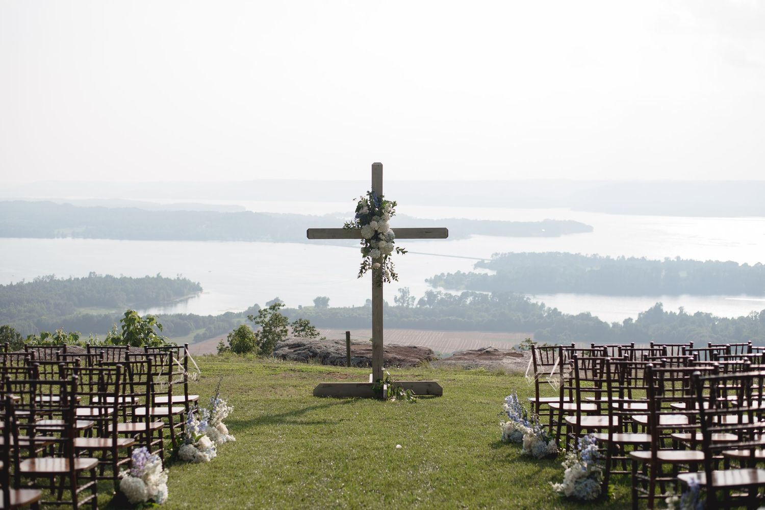 huntsville alabama, best wedding venue, bride, just engaged, wedding planning, wedding photographer, best, North Alabama