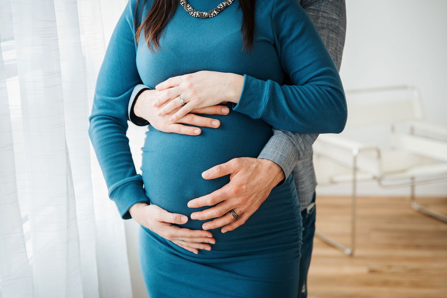 spruce grove onoway st.albert maternity newborn photographers, pregnancy pictures, maternity stores edmonton, family baby photographer