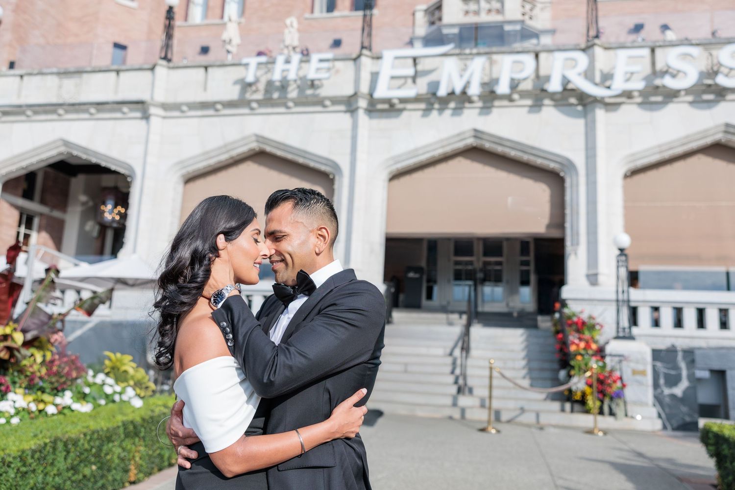 Wedding photographer in Victoria
Victoria British Columbia wedding photographer
Wedding photographer in Vancouver Island
British Columbia