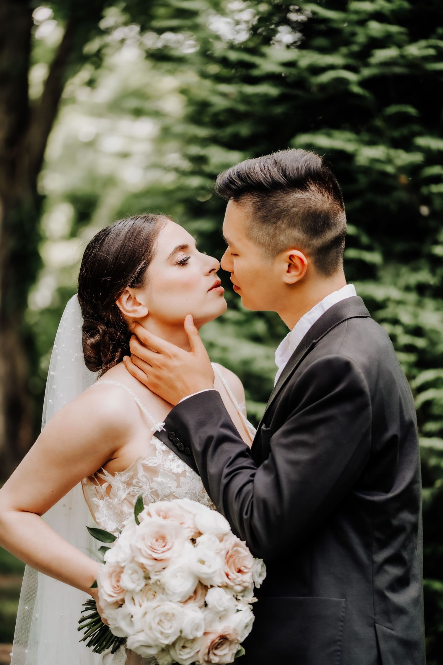 EDITORIAL VS CANDID Choosing The Right Style For Your Wedding Moma Photo editorial-vs-candid-choosing-the-right-style-for-your-wedding-moma-photo