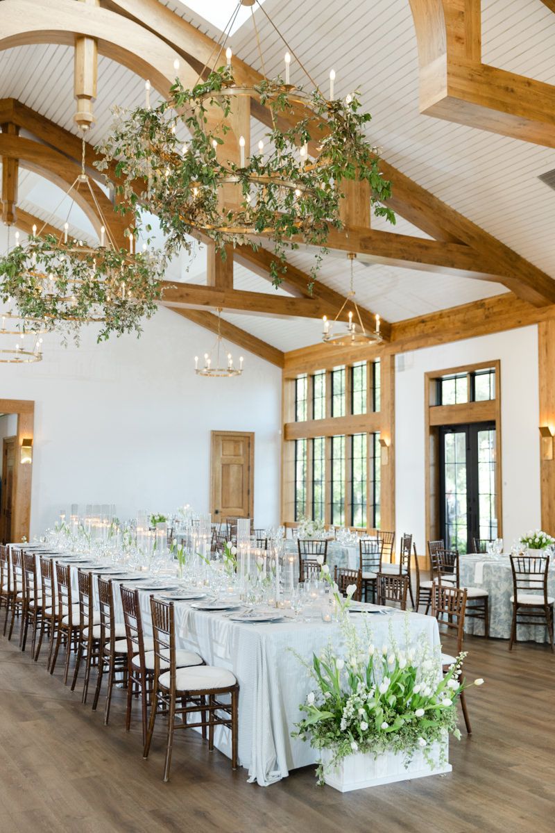Luxury resort wedding on St. Simons or Sea Island. Golden Isles of Georgia wedding venue with elegant coastal vibes.
