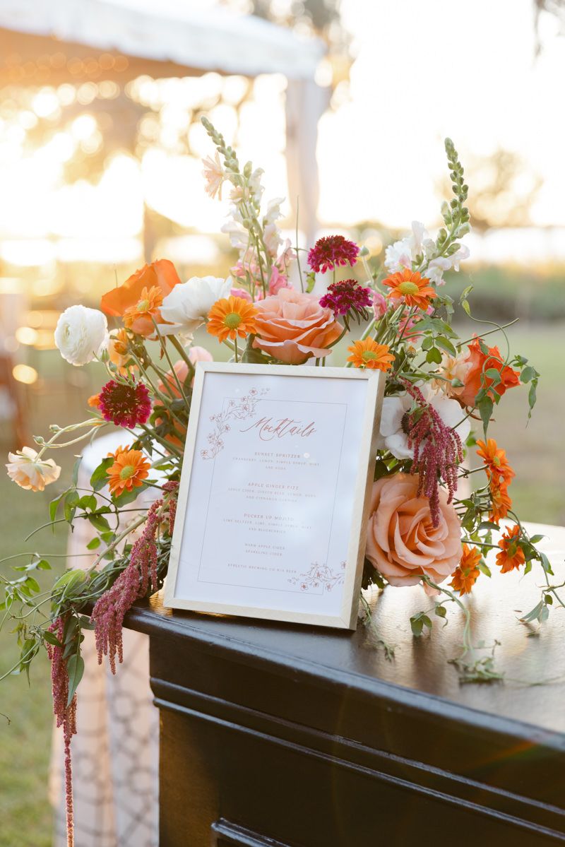 Marshside wedding venue at Captain’s Bluff, St. Simons Island. Coastal Georgia Golden Isles wedding details.