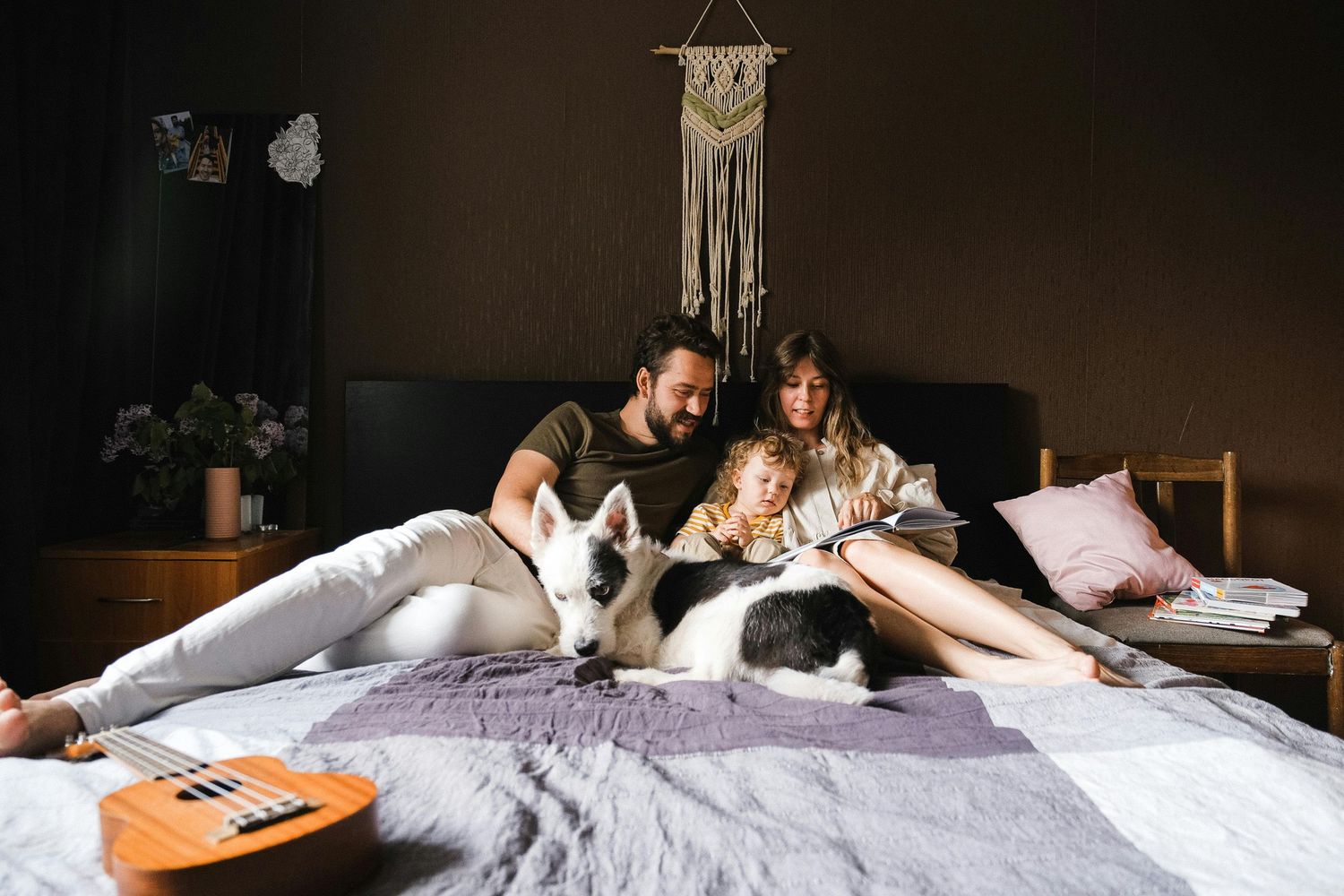 Bisbee, Arizona cozy evening at home, children and parents cuddling, photographed as elegant fine-art keepsakes.
