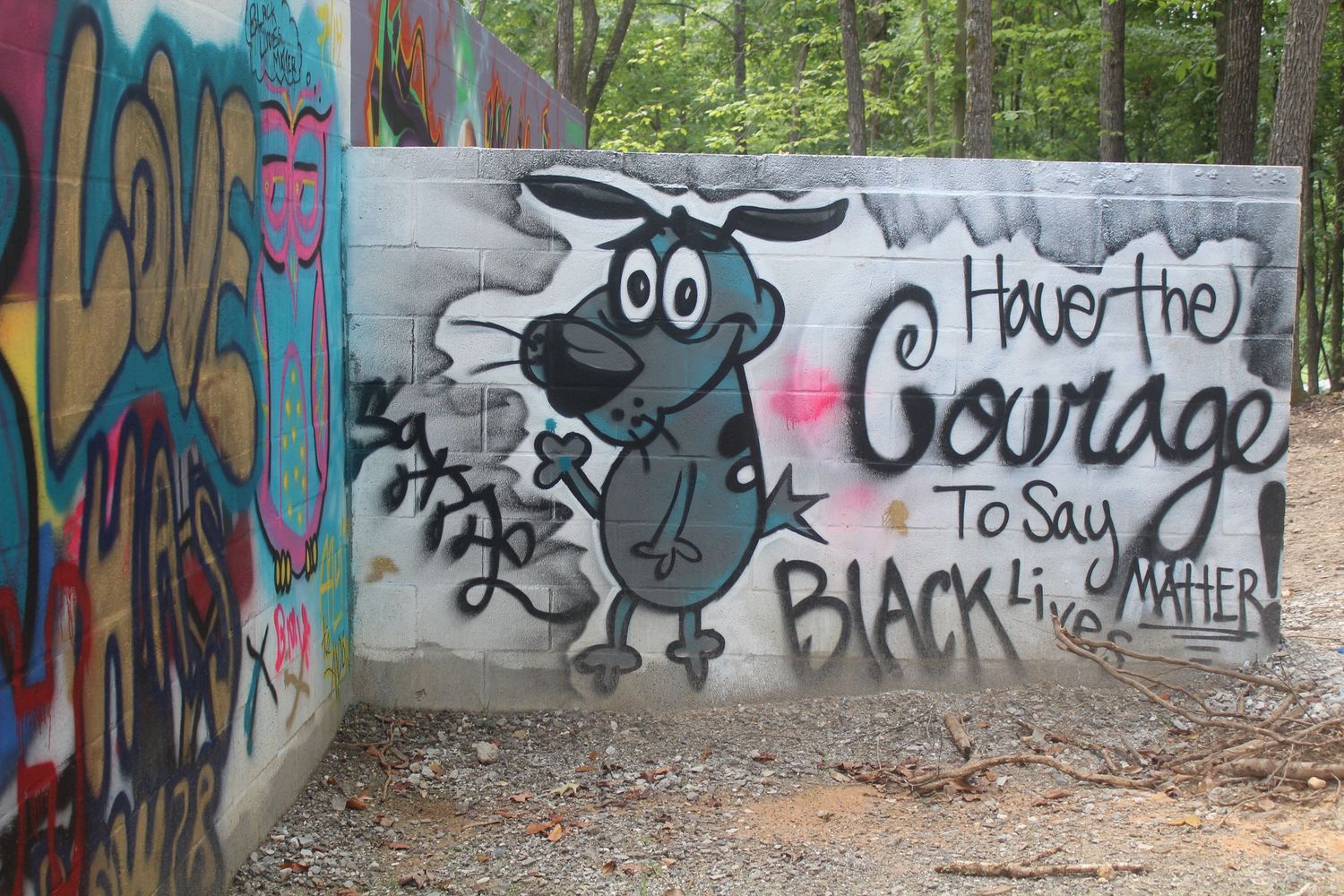 The Walls Art Park in Waverly, TN