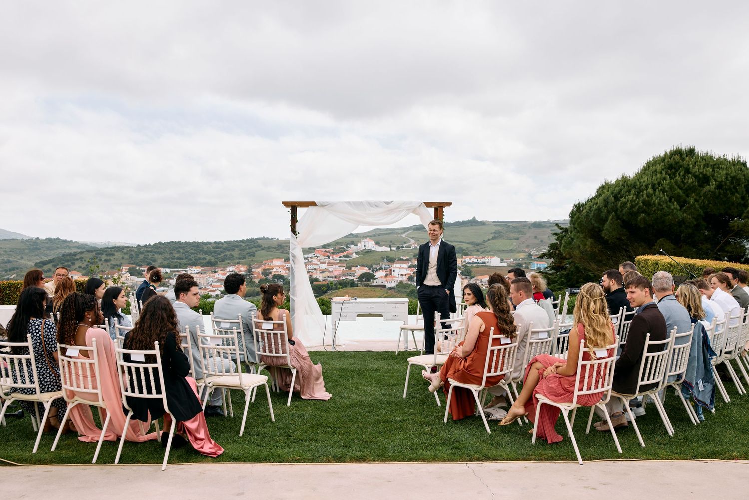 Luxury editorial wedding photography capturing intimate love stories across Paris & Europe.