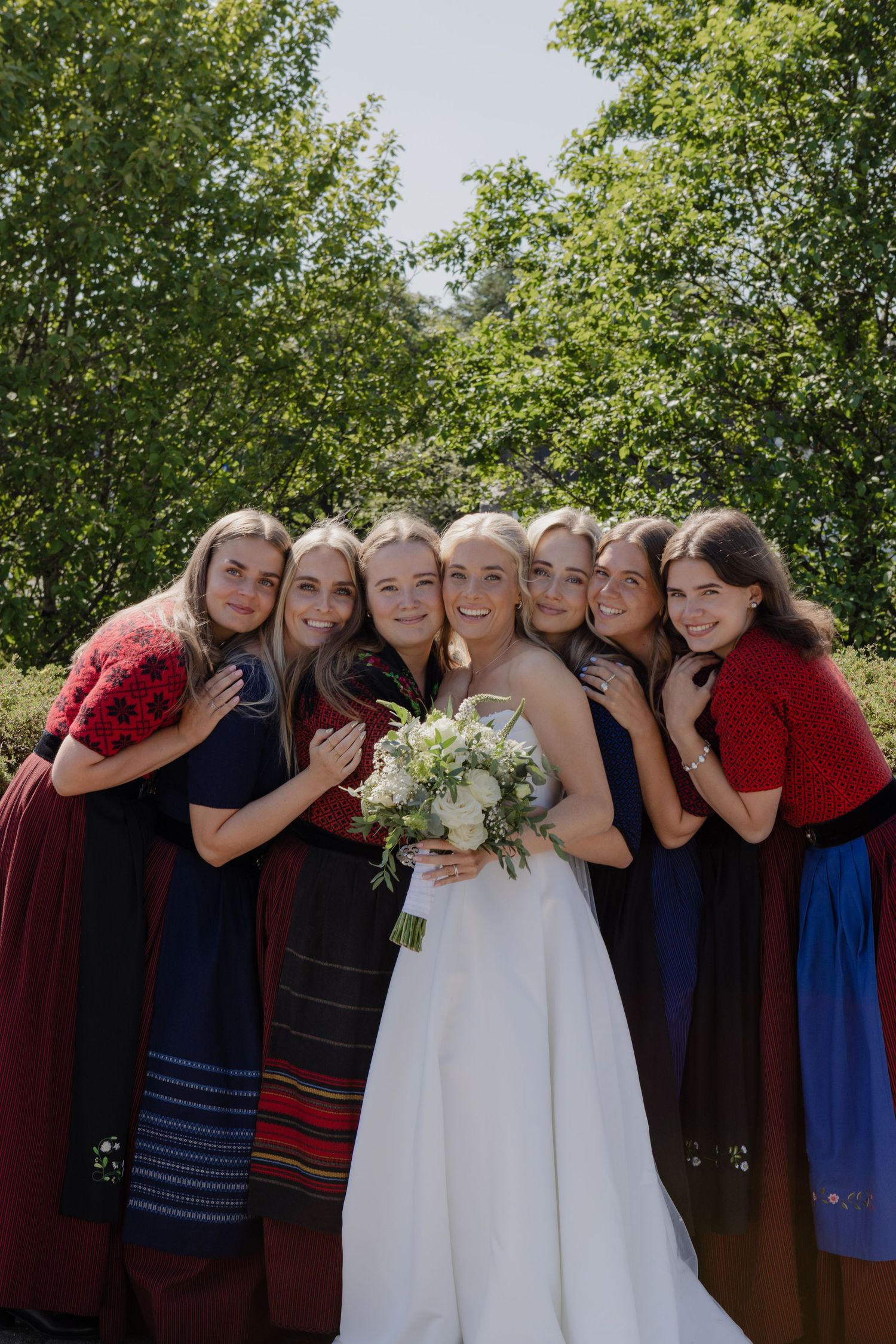 Luxury editorial wedding photography capturing intimate love stories across Paris & Europe.