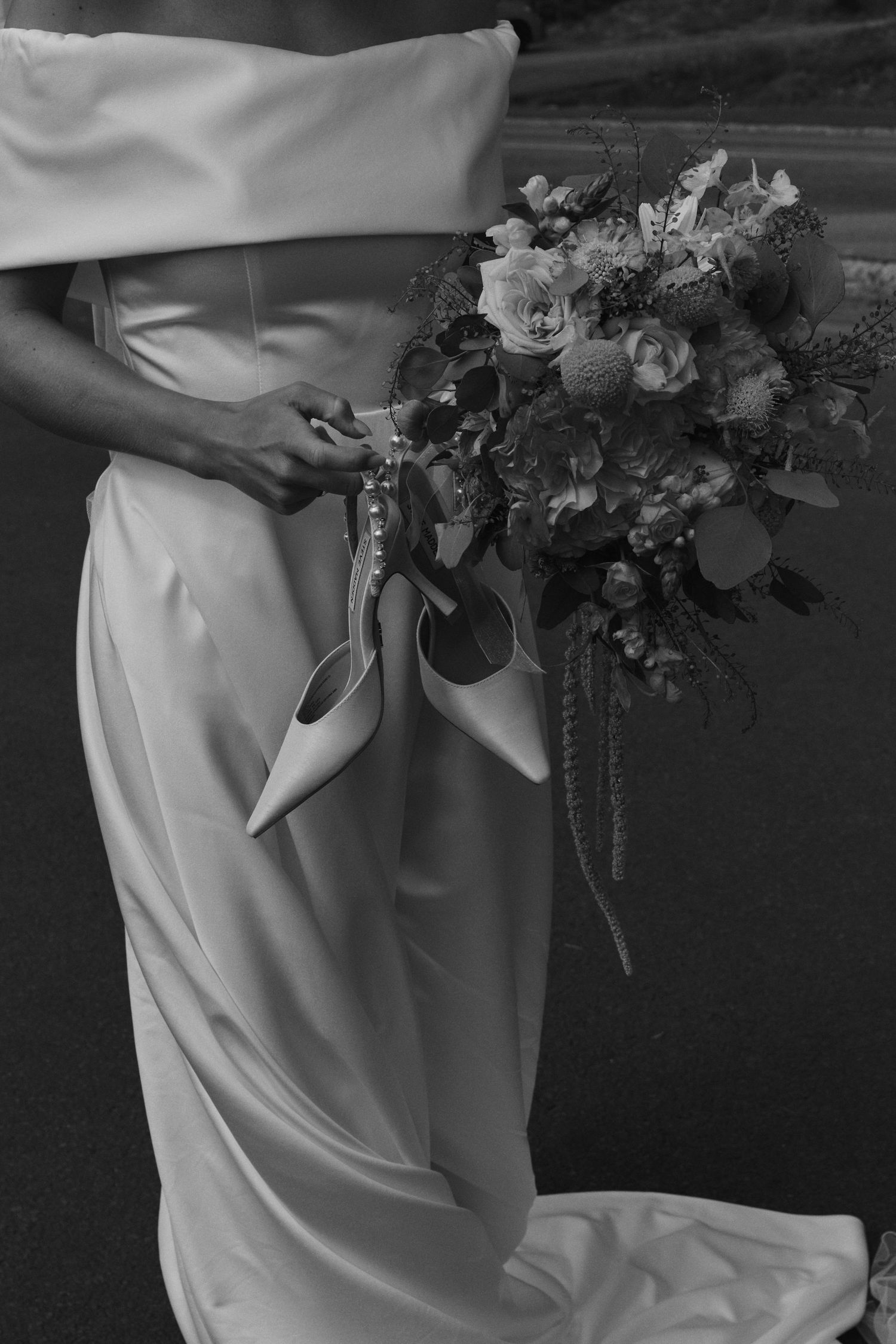 Luxury editorial wedding photography capturing intimate love stories across Paris & Europe.