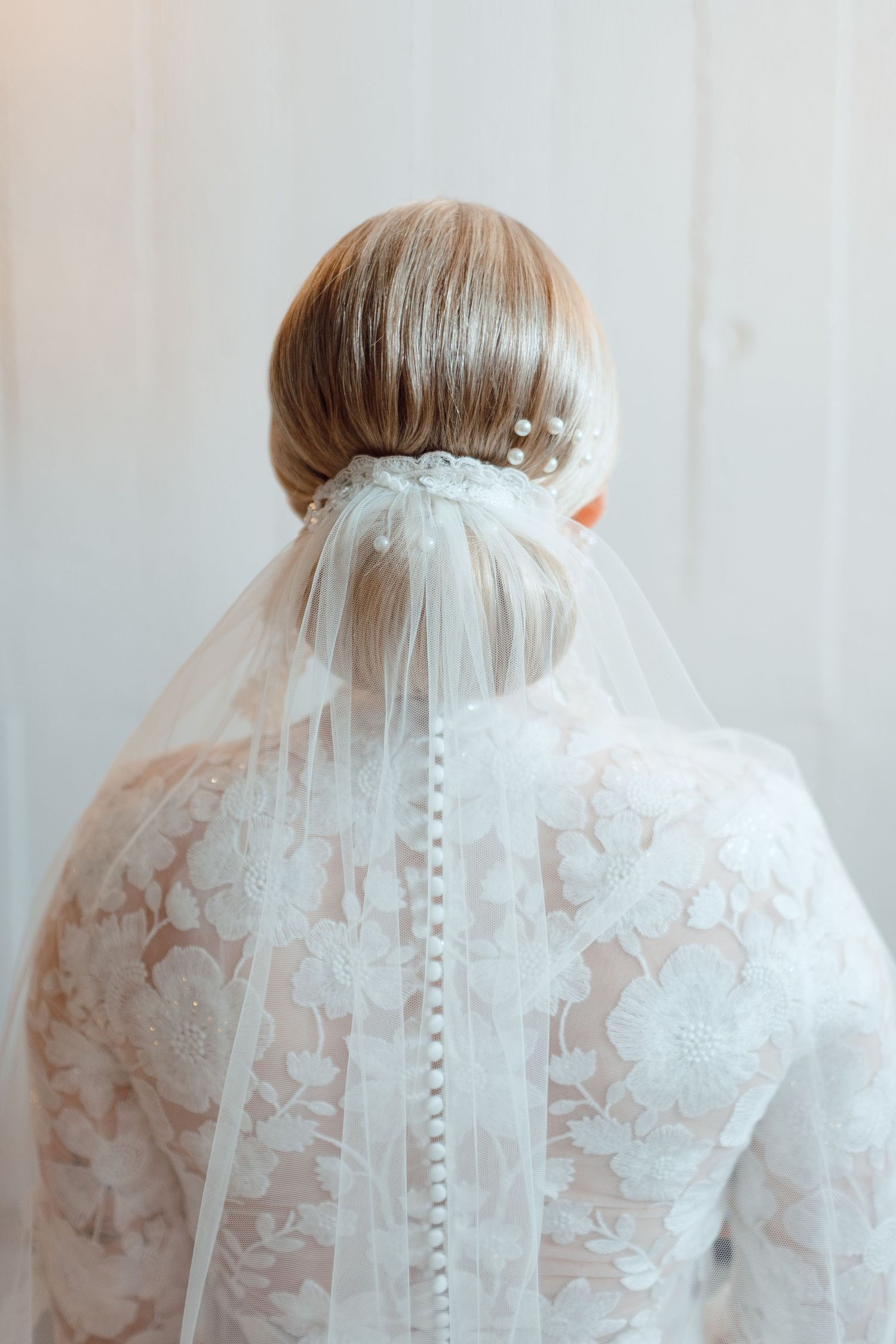 Luxury editorial wedding photography capturing intimate love stories across Paris & Europe.