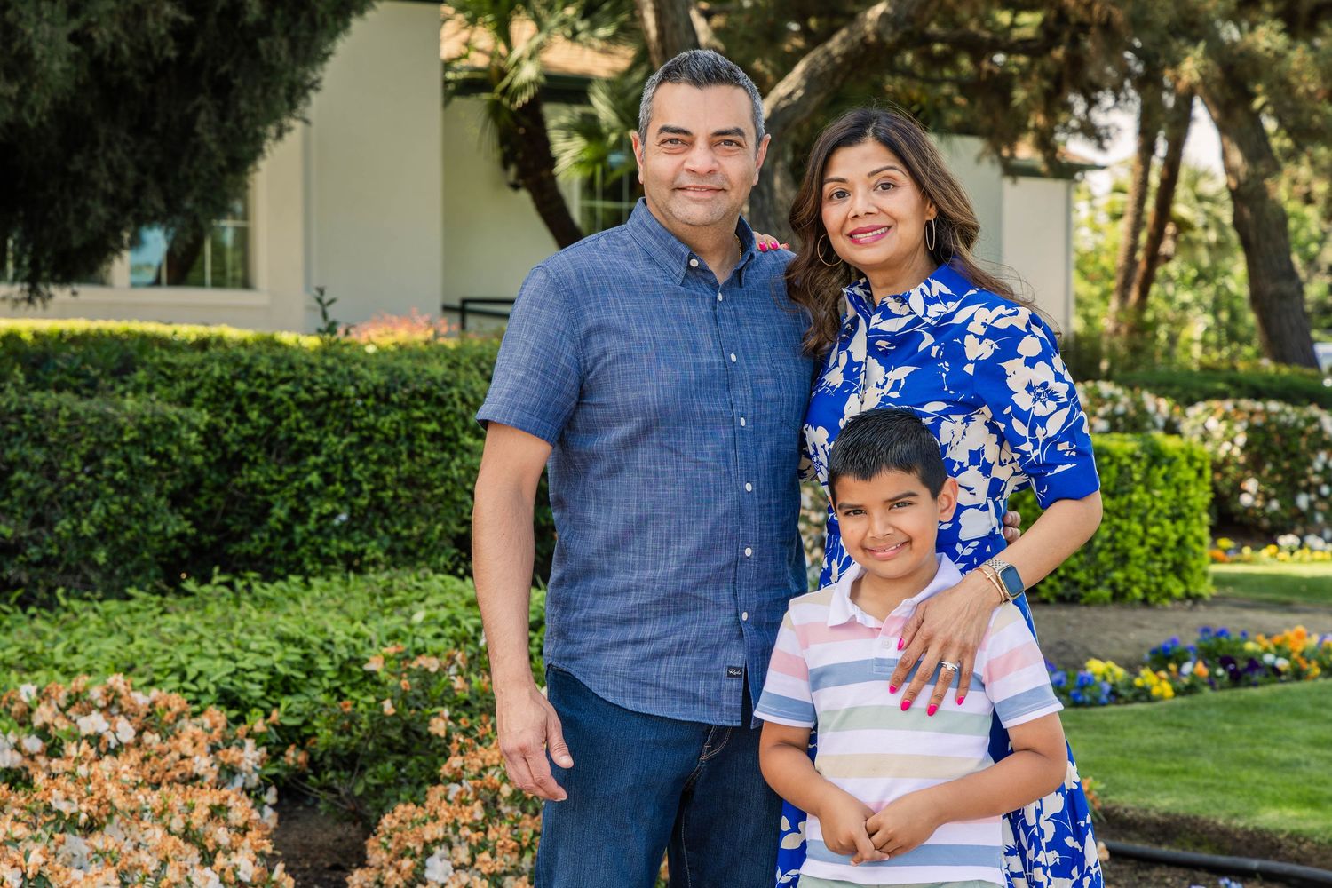 Family posing for Easter portraits