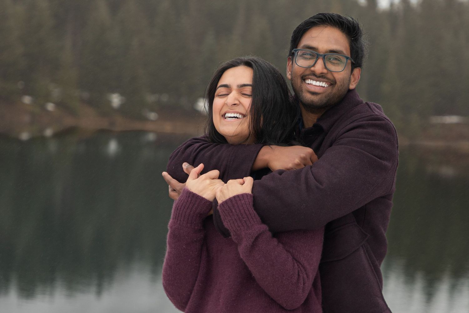 Romantic couple photoshoot in nature, PNW outdoor session