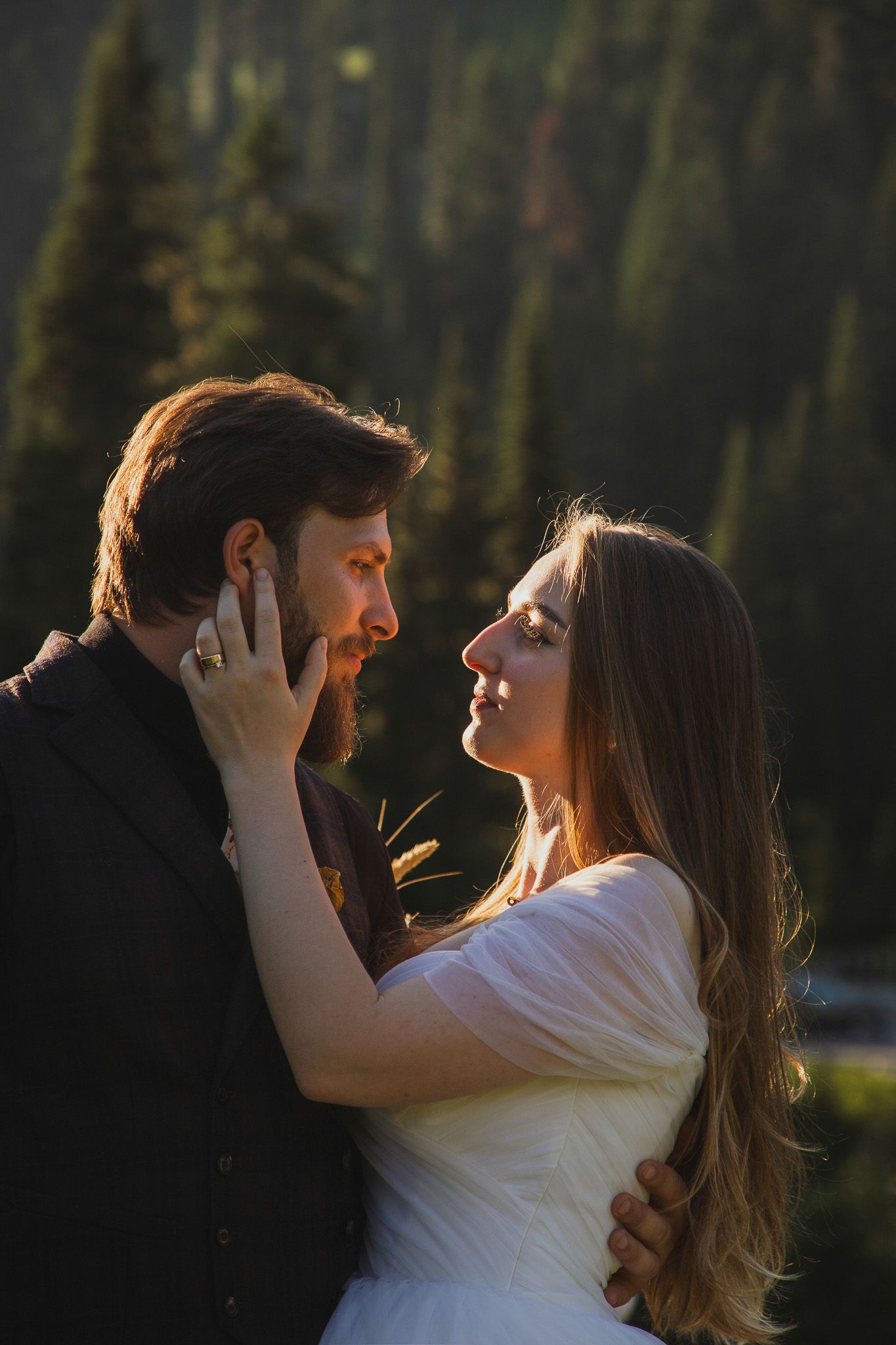 Seattle elopement photographer capturing intimate golden hour moments during a Tipsoo Lake elopement photoshoot
