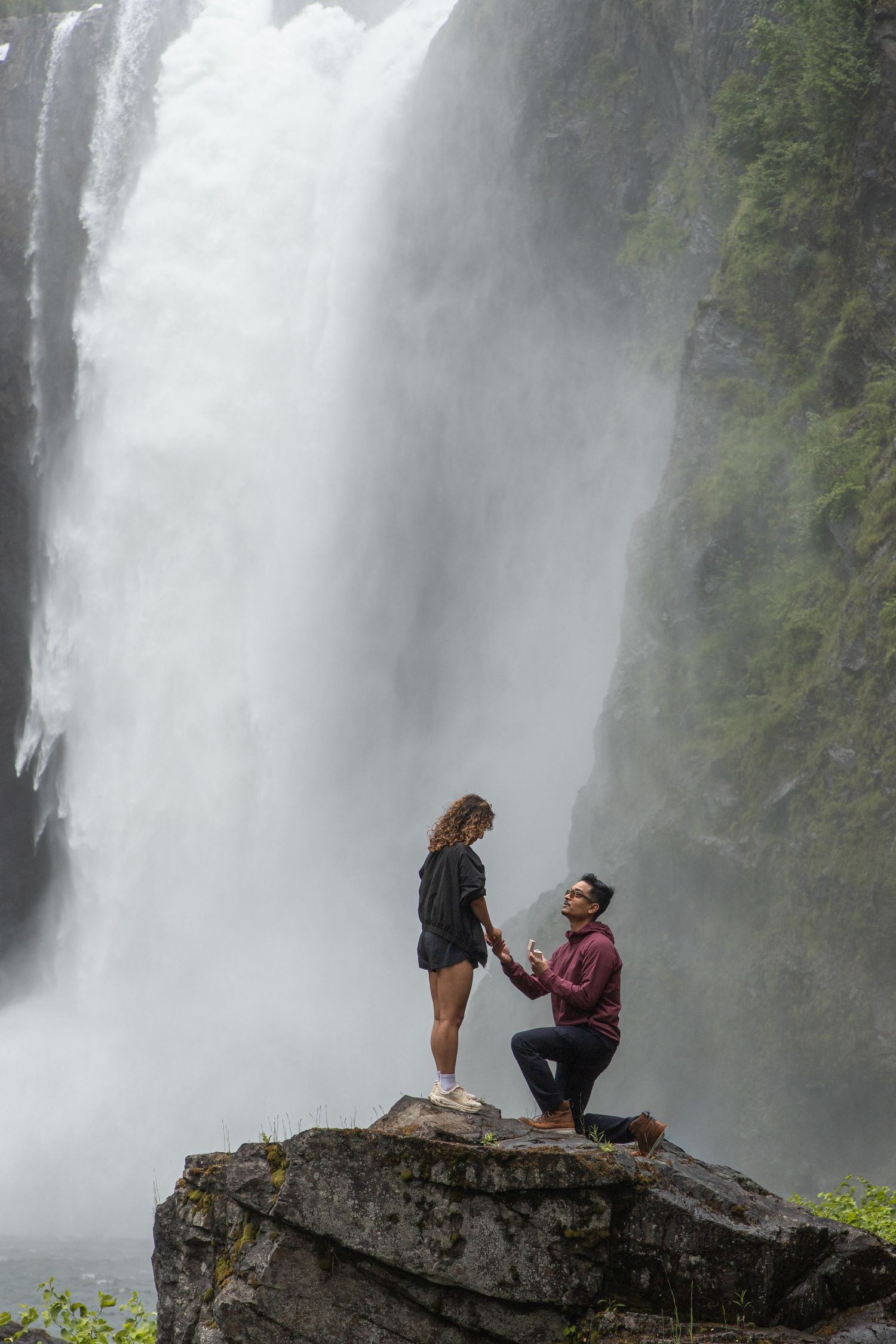 Surprise marriage proposal in front of Snoqualmie Falls in Washington