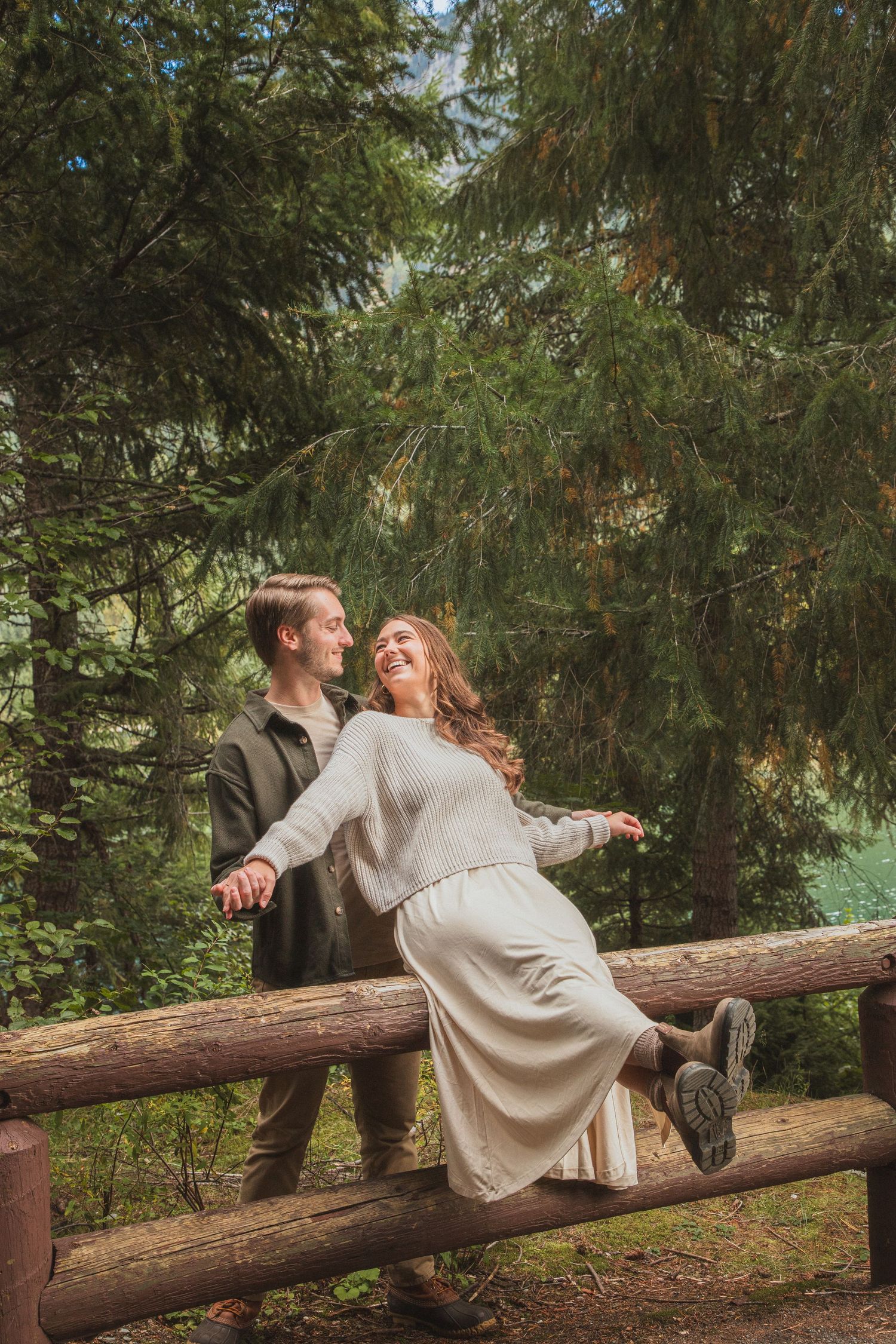 Couple photoshoot at Gold Creek Pond in Washington, Seattle couples photographer documenting lakeside portraits