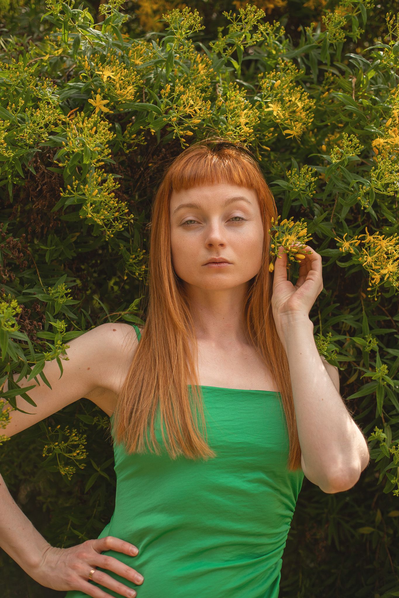 Seattle portrait photographer capturing a modern woman’s portrait photoshoot