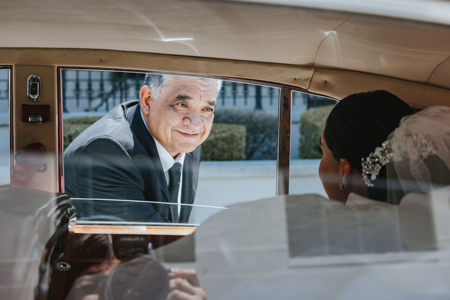 Luxury wedding photography in Sacramento CA with editorial and candid style
