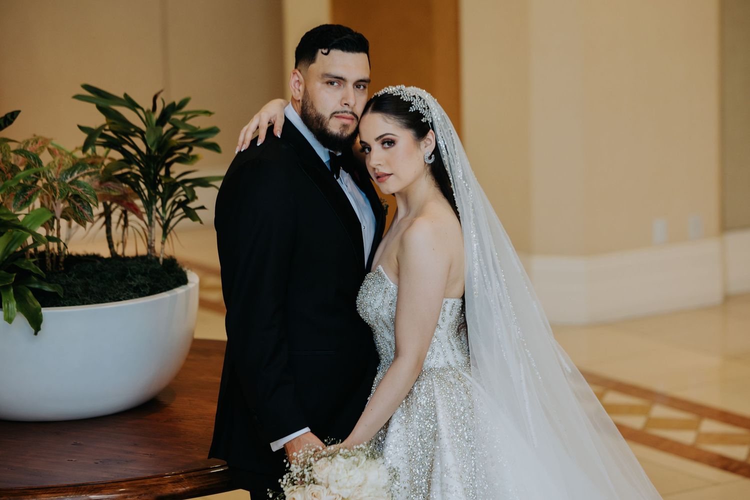 Luxury wedding photography in Sacramento CA with editorial and candid style