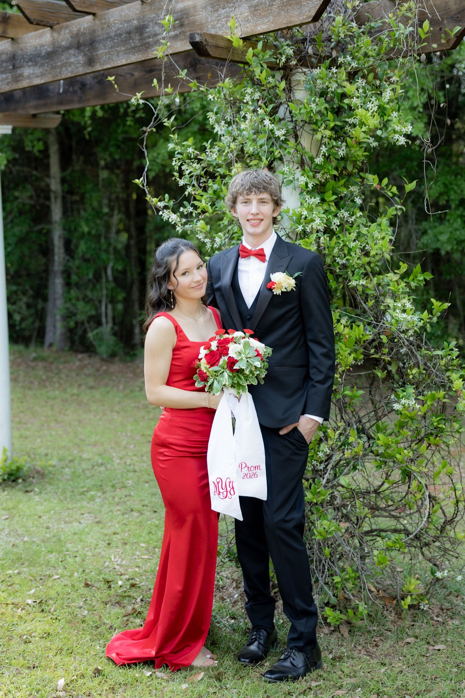 Ridgecrest Christian School Senior Couple Prom Photos at Jordan's Activity Barn at Kelly Creek Midland City, Alabama