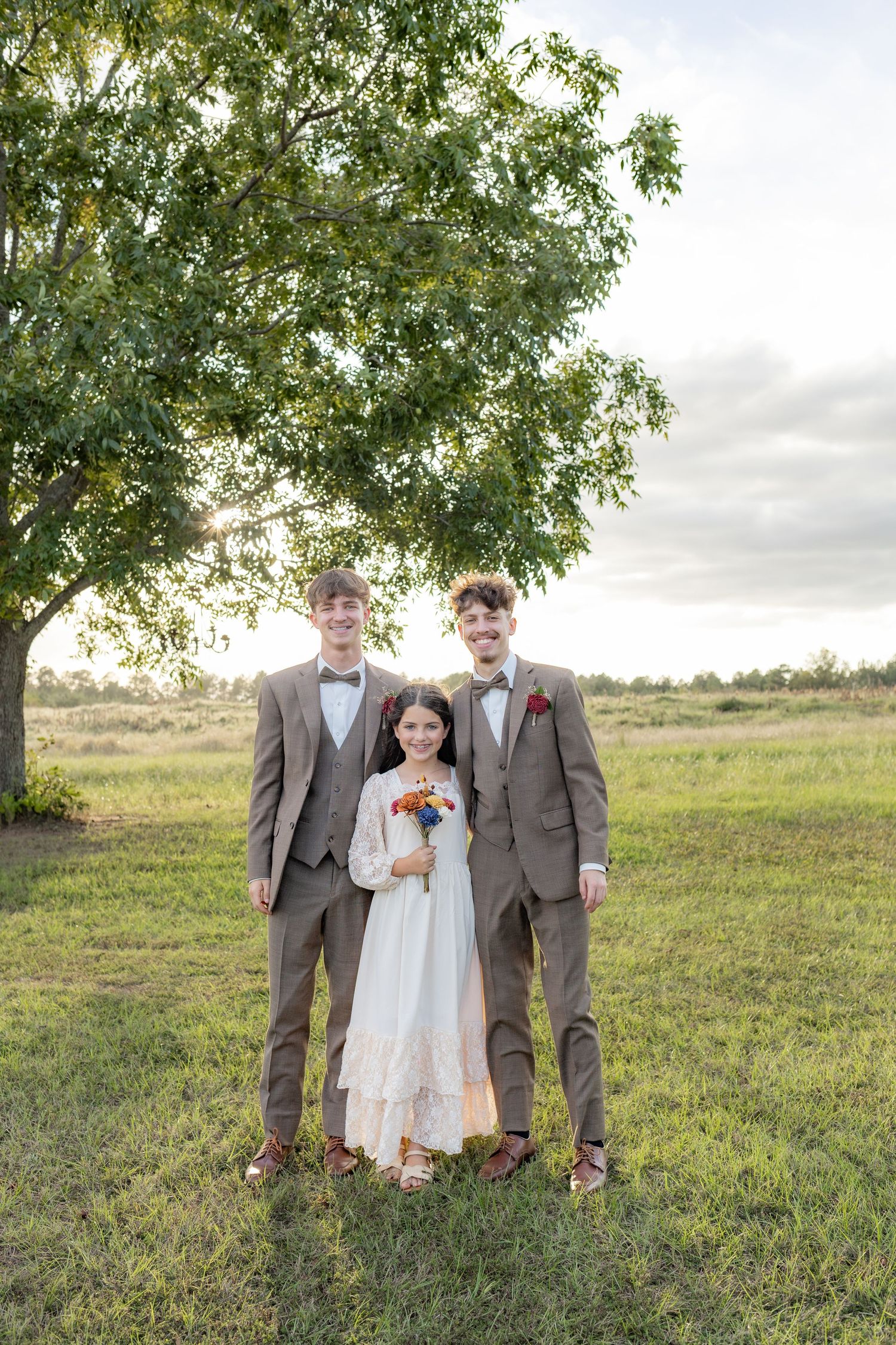 Groom's children on their dad's wedding day at Hilltop Acres Wicksburg, Alabama
