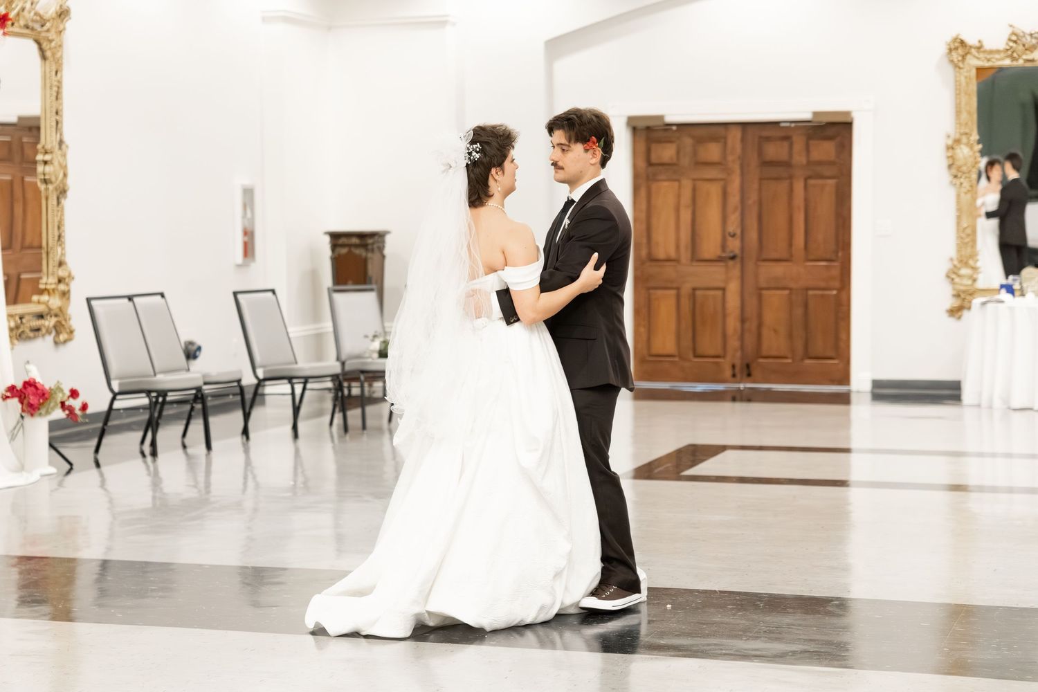 Wedding Reception at James P. Nix Center Fairhope, Alabama