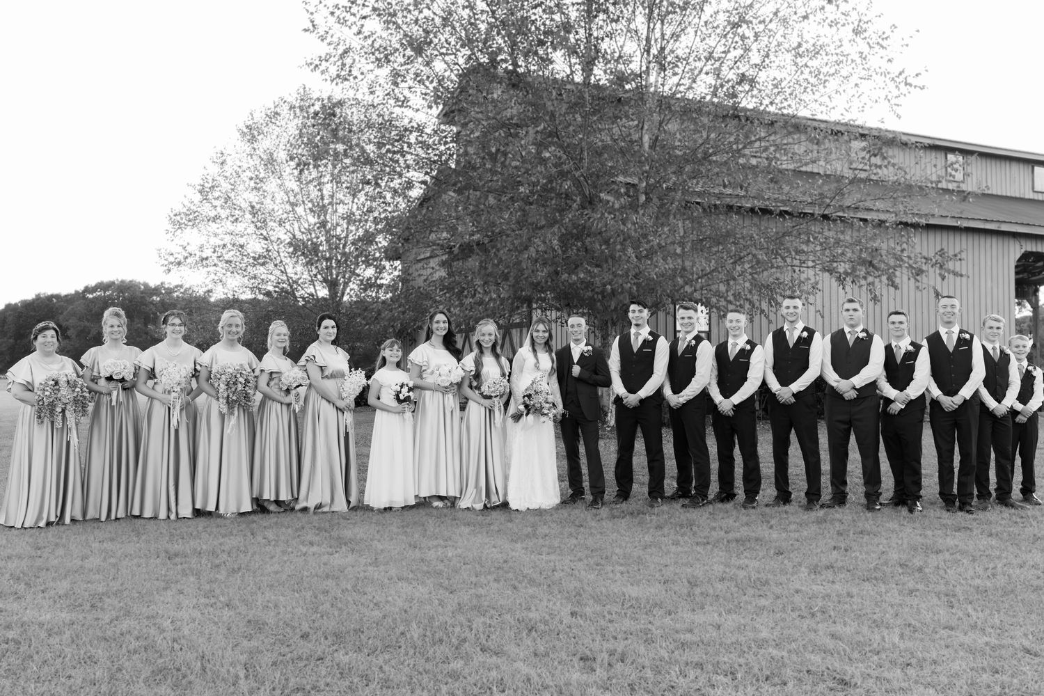 Bridal party wedding portraits at Dalrymple Farms Enterprise, Alabama