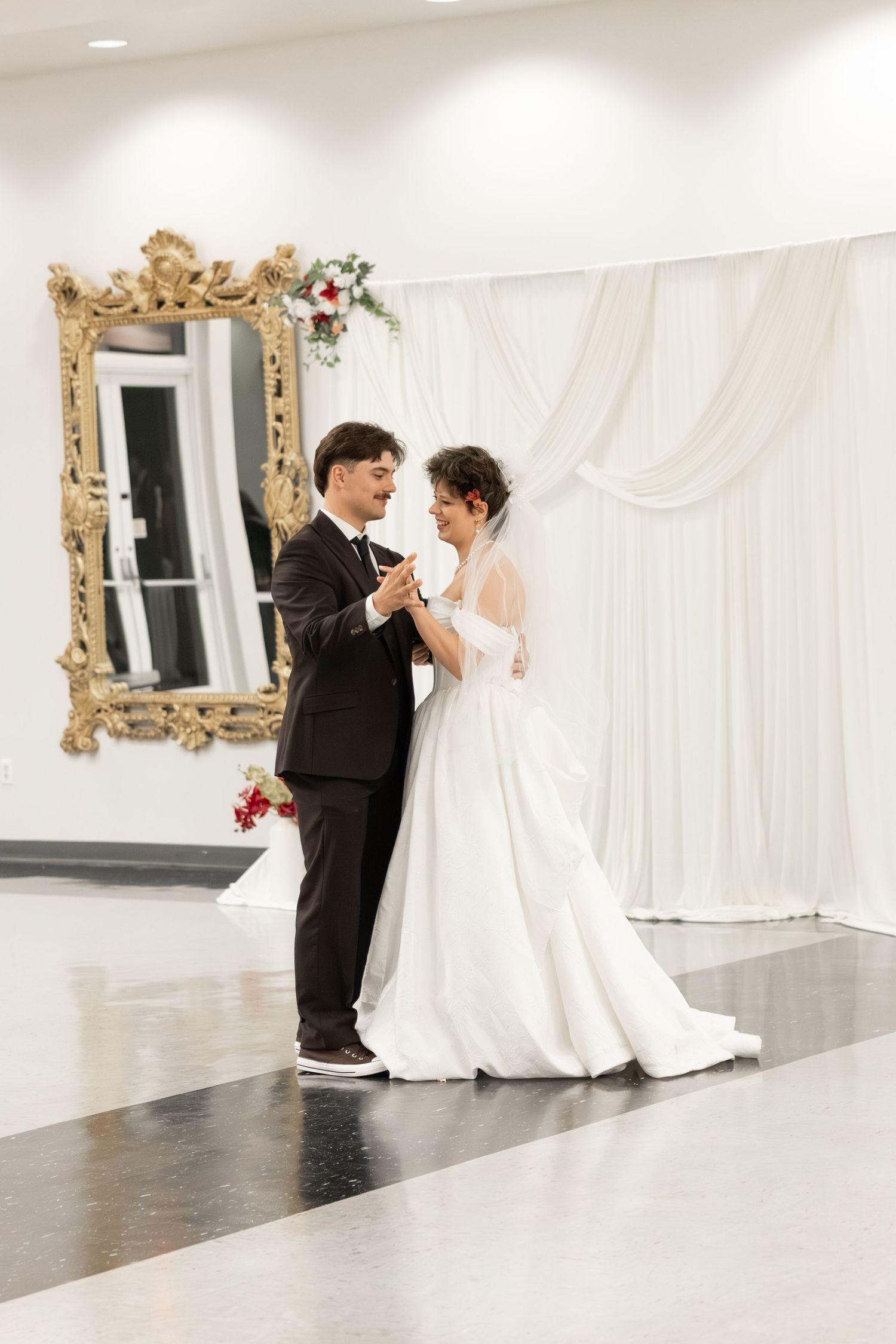 Wedding Reception at James P. Nix Center Fairhope, Alabama