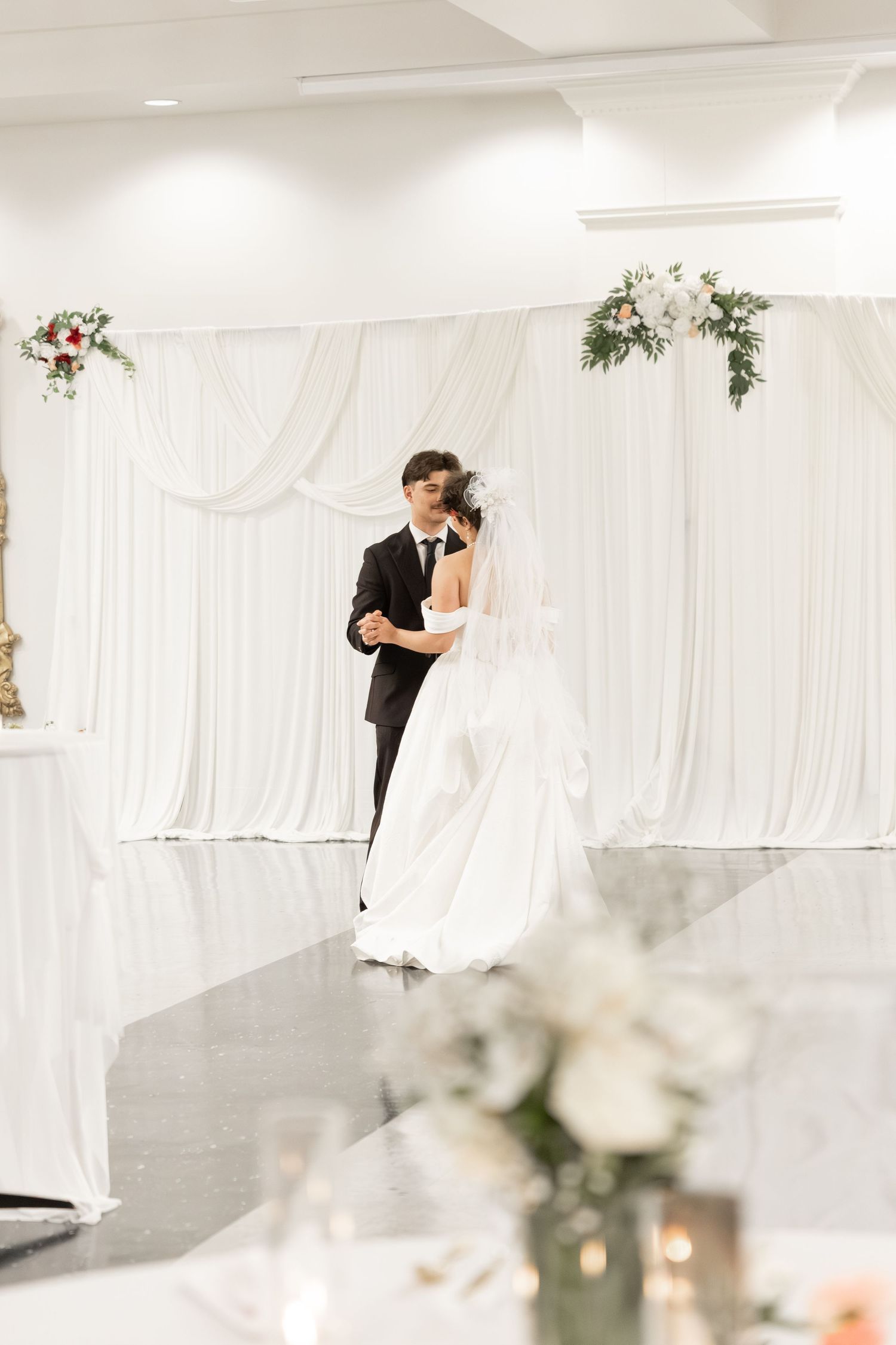 Wedding Reception at James P. Nix Center Fairhope, Alabama