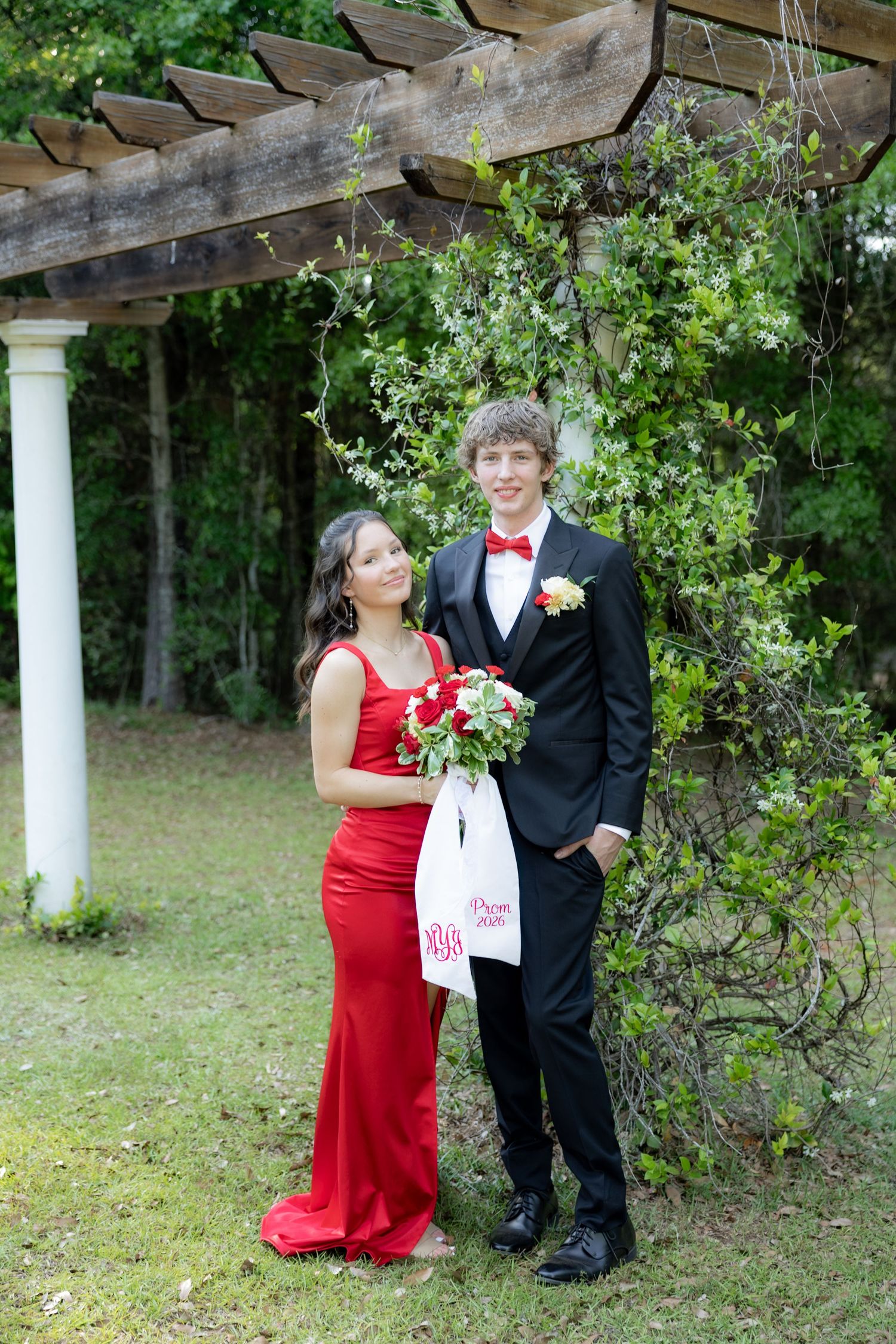 Ridgecrest Christian School Senior Couple Prom Photos at Jordan's Activity Barn at Kelly Creek Midland City, Alabama