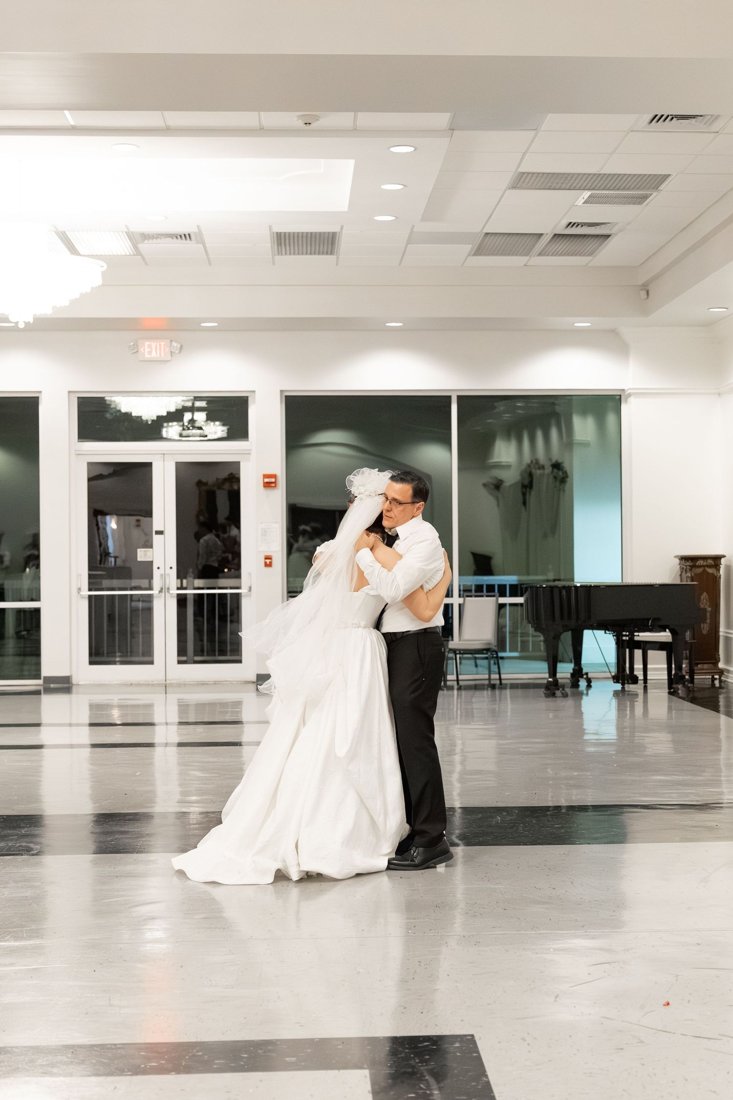 Wedding Reception at James P. Nix Center Fairhope, Alabama