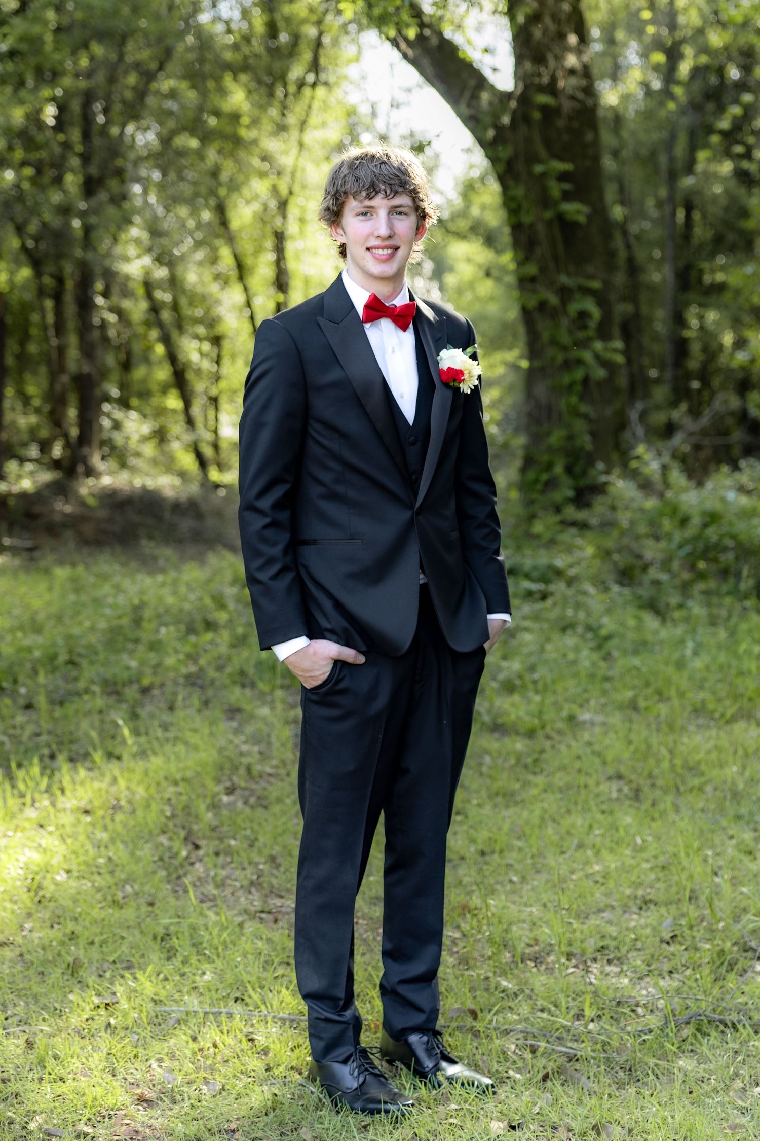 Ridgecrest Christian School Senior Couple Prom Photos at Jordan's Activity Barn at Kelly Creek Midland City, Alabama