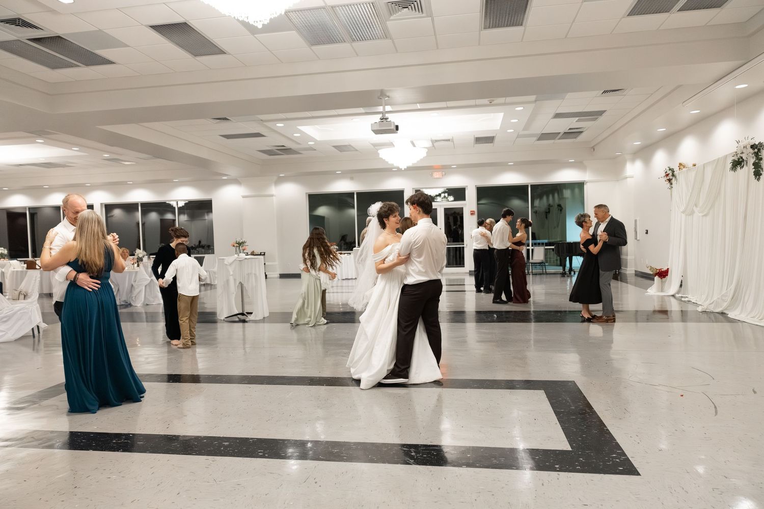 Wedding Reception at James P. Nix Center Fairhope, Alabama
