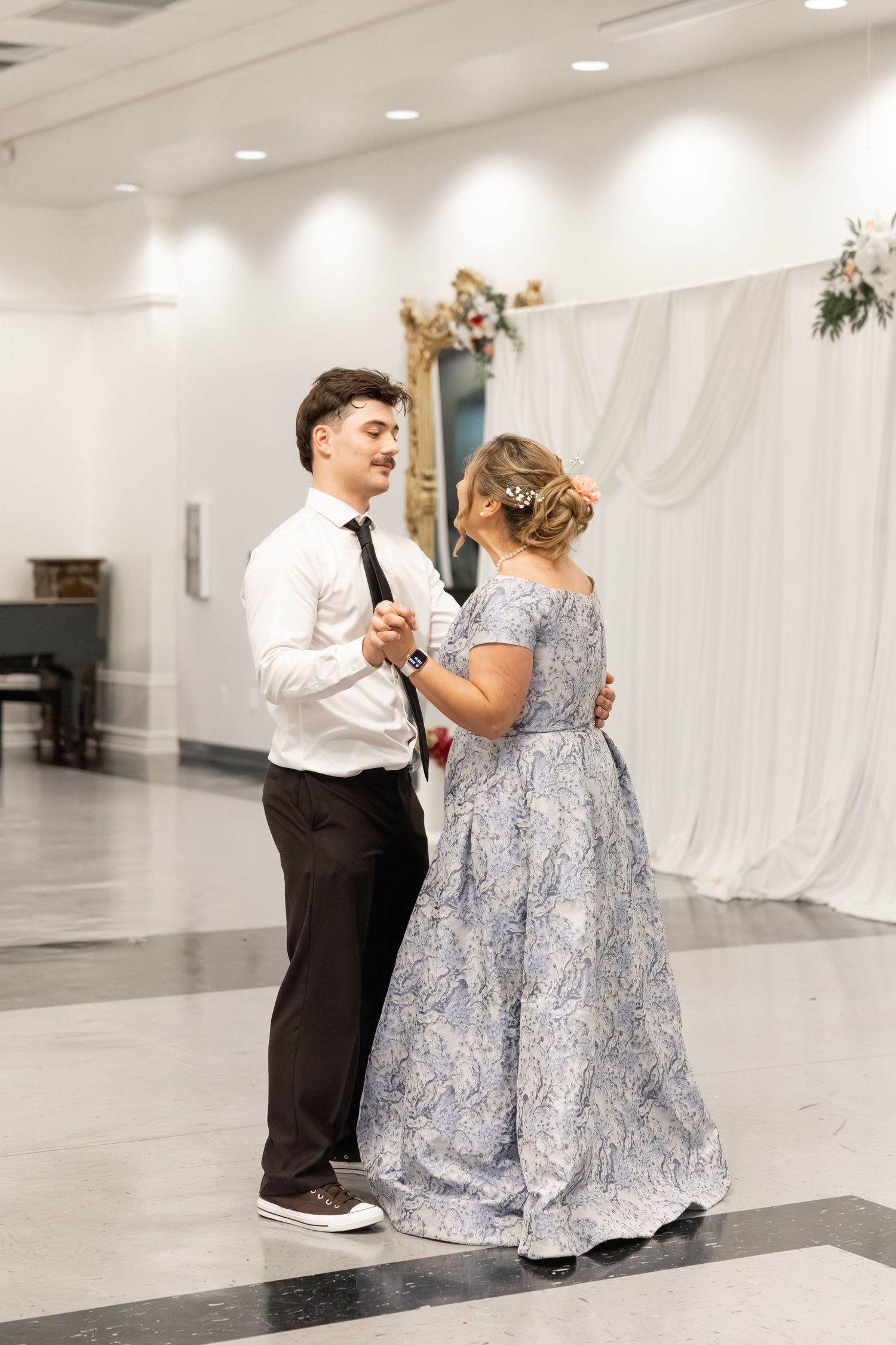 Wedding Reception at James P. Nix Center Fairhope, Alabama