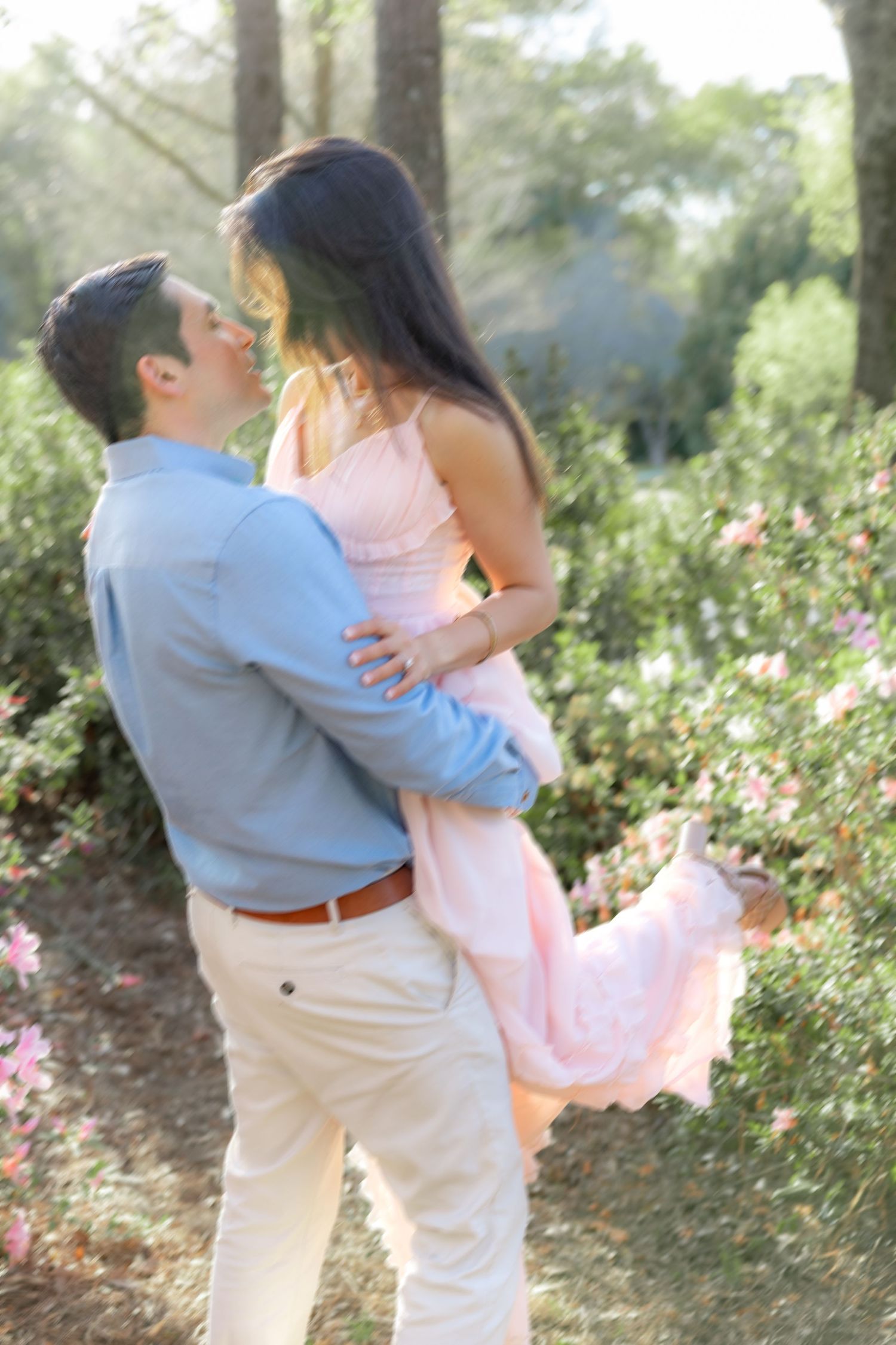 Romantic Spring Couple Photos at Dothan Area Botanical Gardens in Alabama