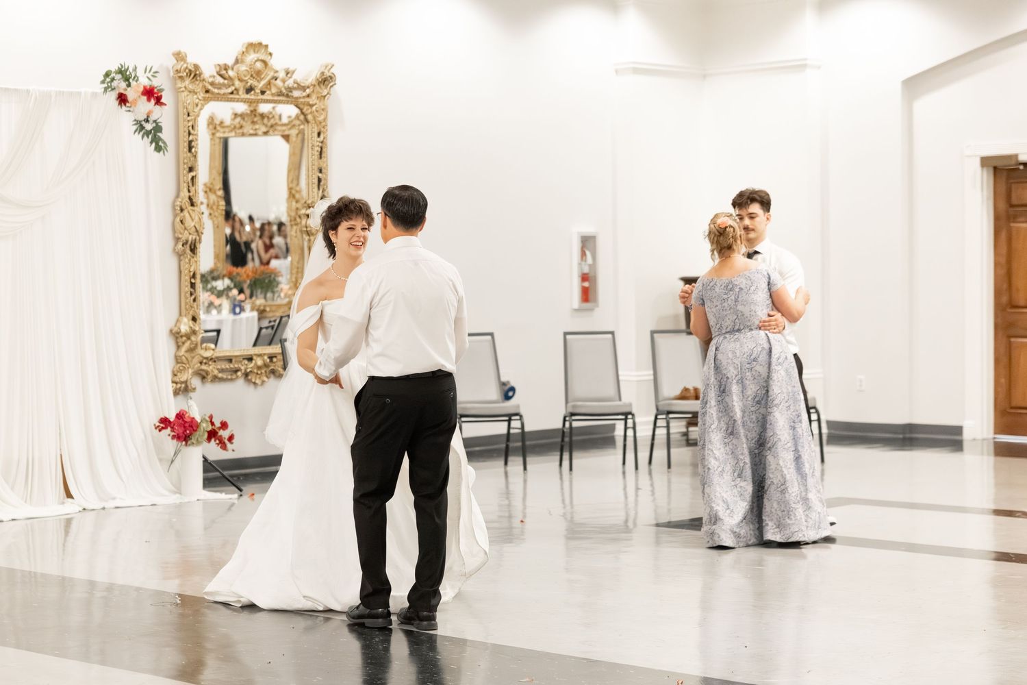 Wedding Reception at James P. Nix Center Fairhope, Alabama