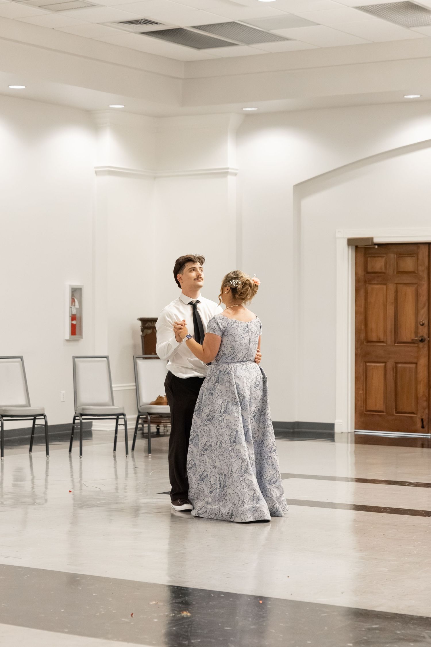 Wedding Reception at James P. Nix Center Fairhope, Alabama