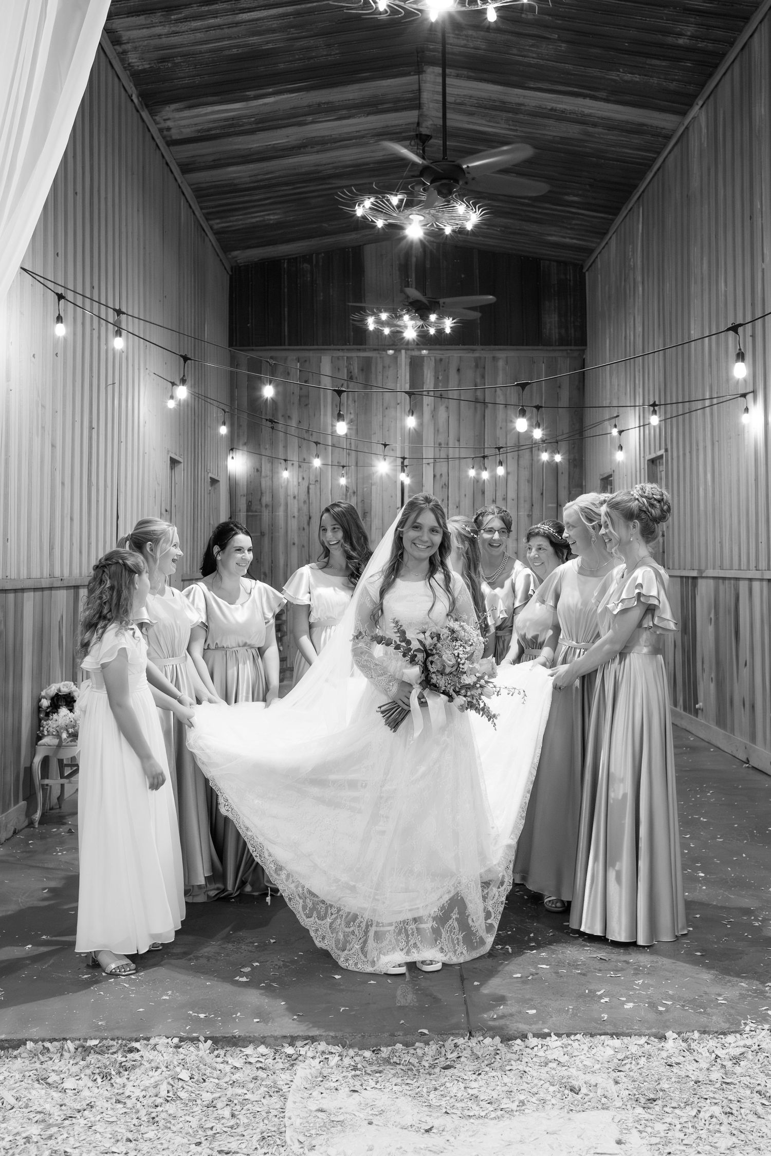 Bridal party wedding portraits at Dalrymple Farms Enterprise, Alabama