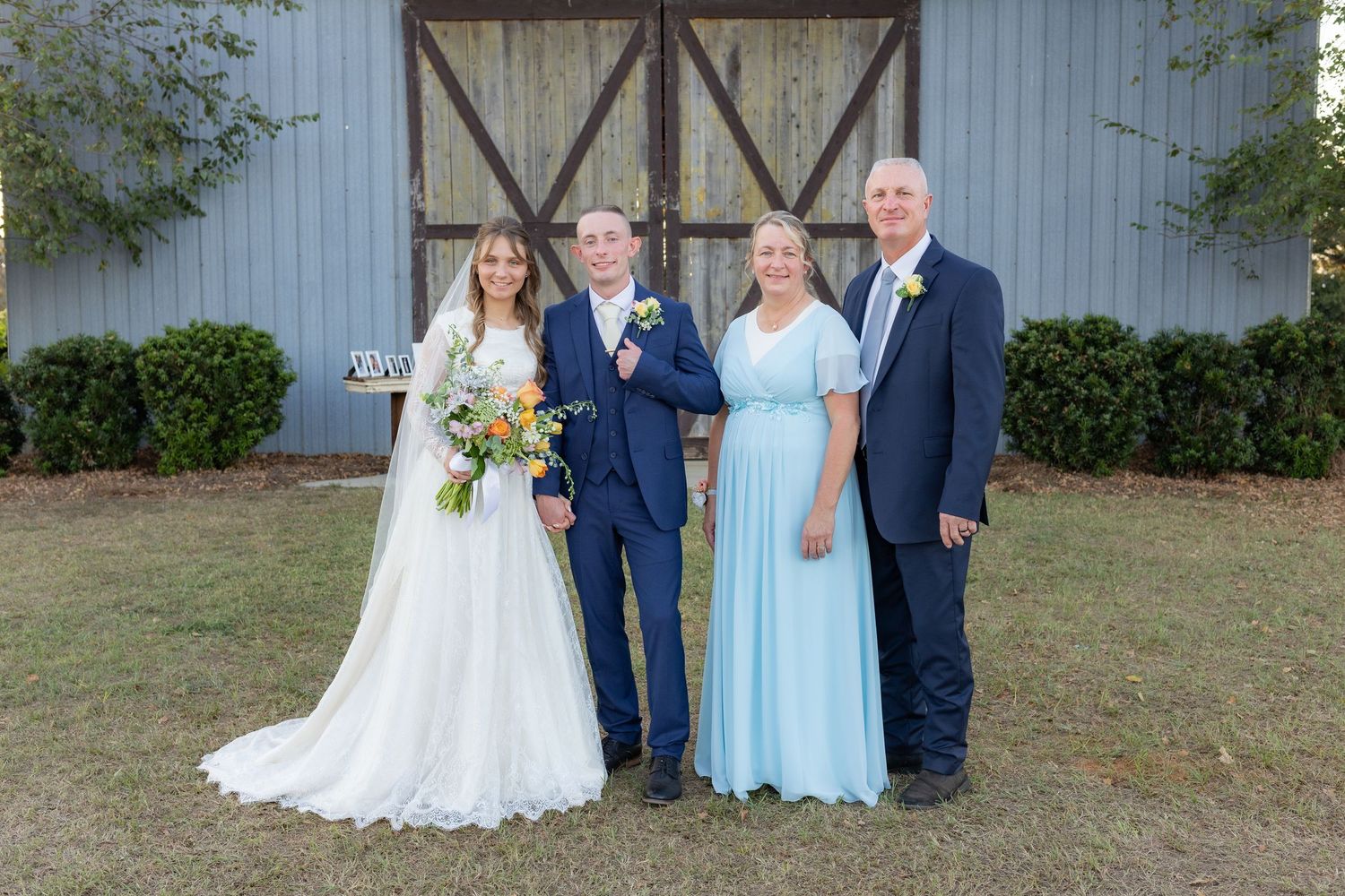 Wedding family portraits at Dalrymple Farms Enterprise, Alabama