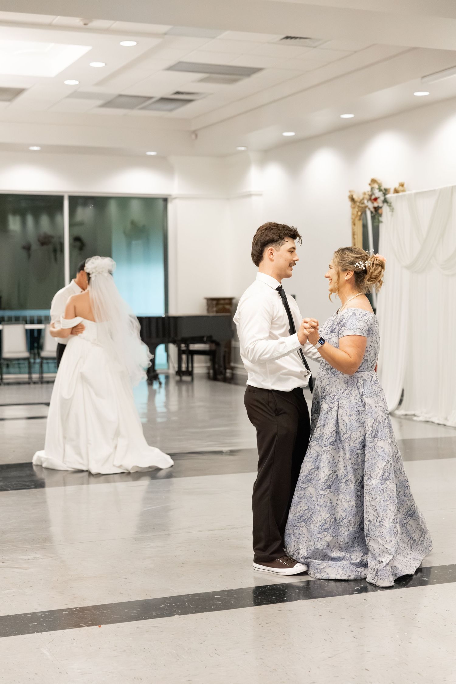 Wedding Reception at James P. Nix Center Fairhope, Alabama
