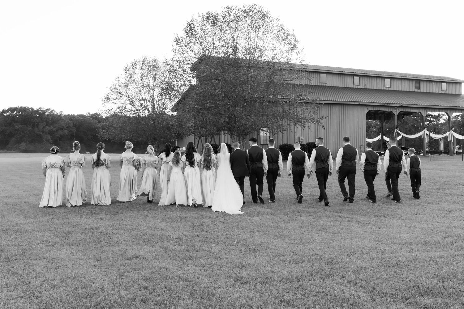 Bridal party wedding portraits at Dalrymple Farms Enterprise, Alabama